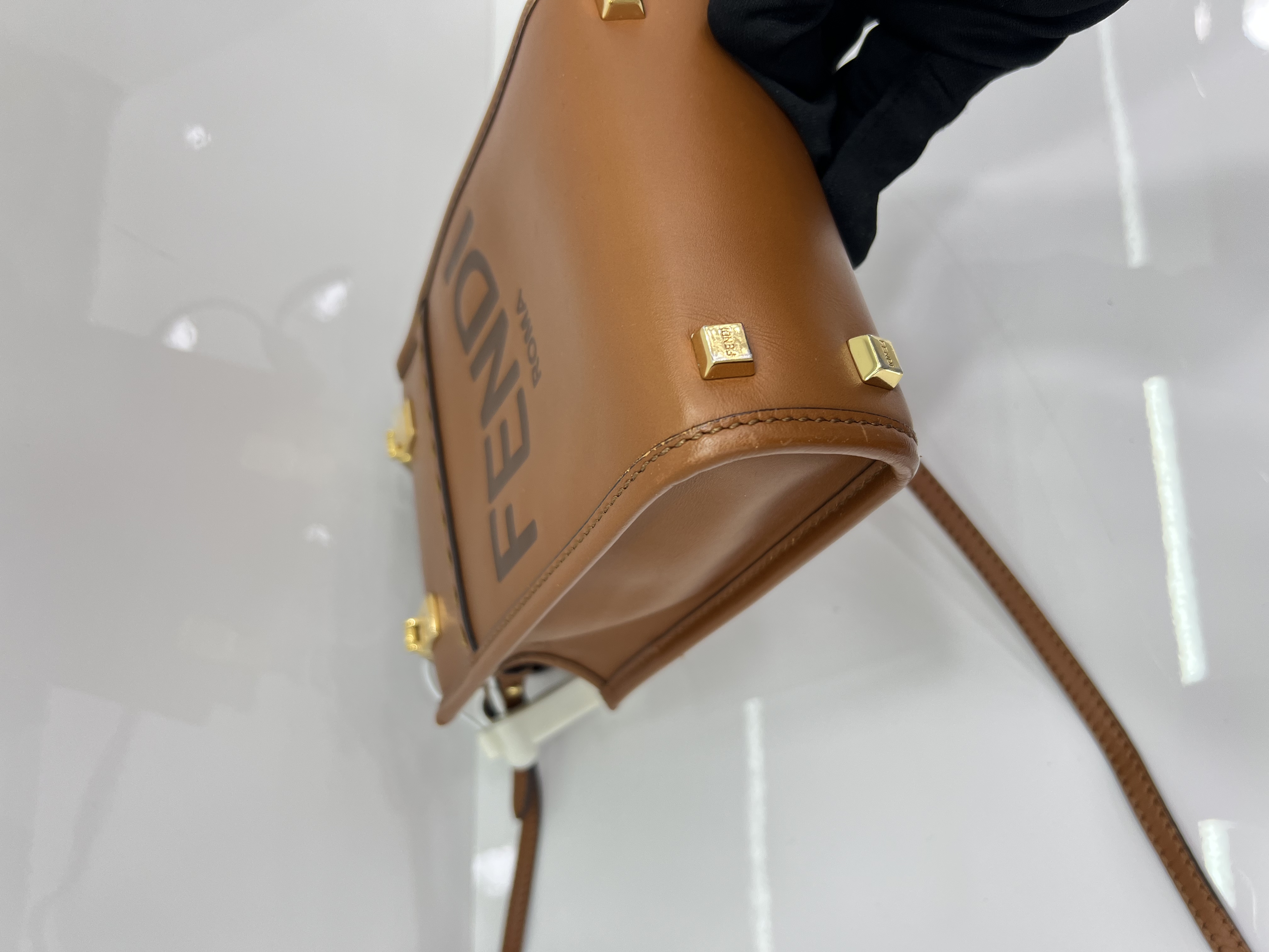 直播貨品 |  [1個-$100 2個-$300］EE34