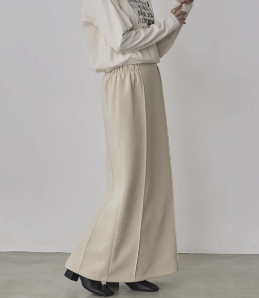 優雅細褶長裙 - 2026 流行穿搭  優雅長裙 春夏時尚穿搭 柔軟舒適 成人休閒 日常穿搭 易於配搭 日本直送   #JP-I-260015