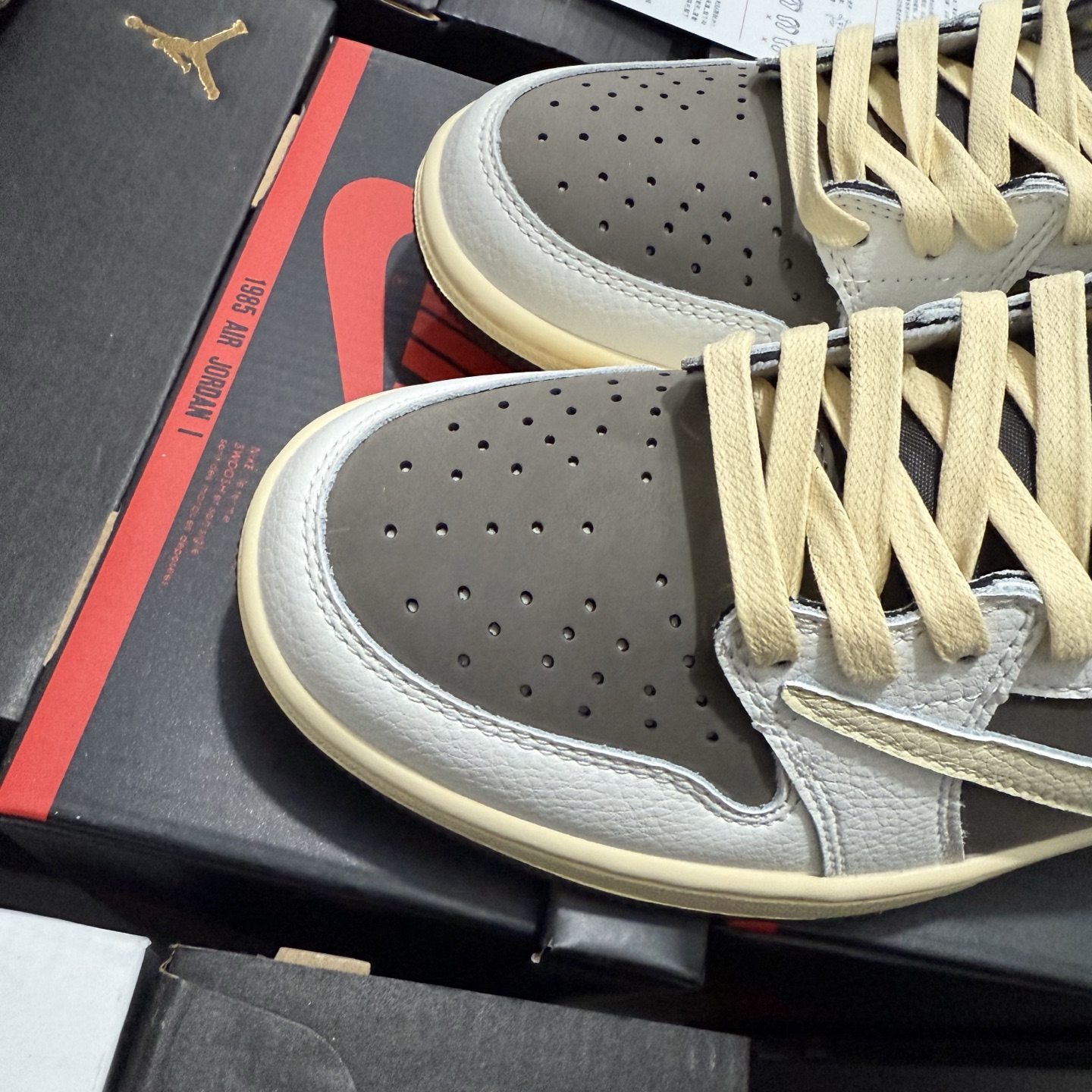 Travis Scott x Air Jordan 1 Low OG "Reverse Mocha" DM7866-162