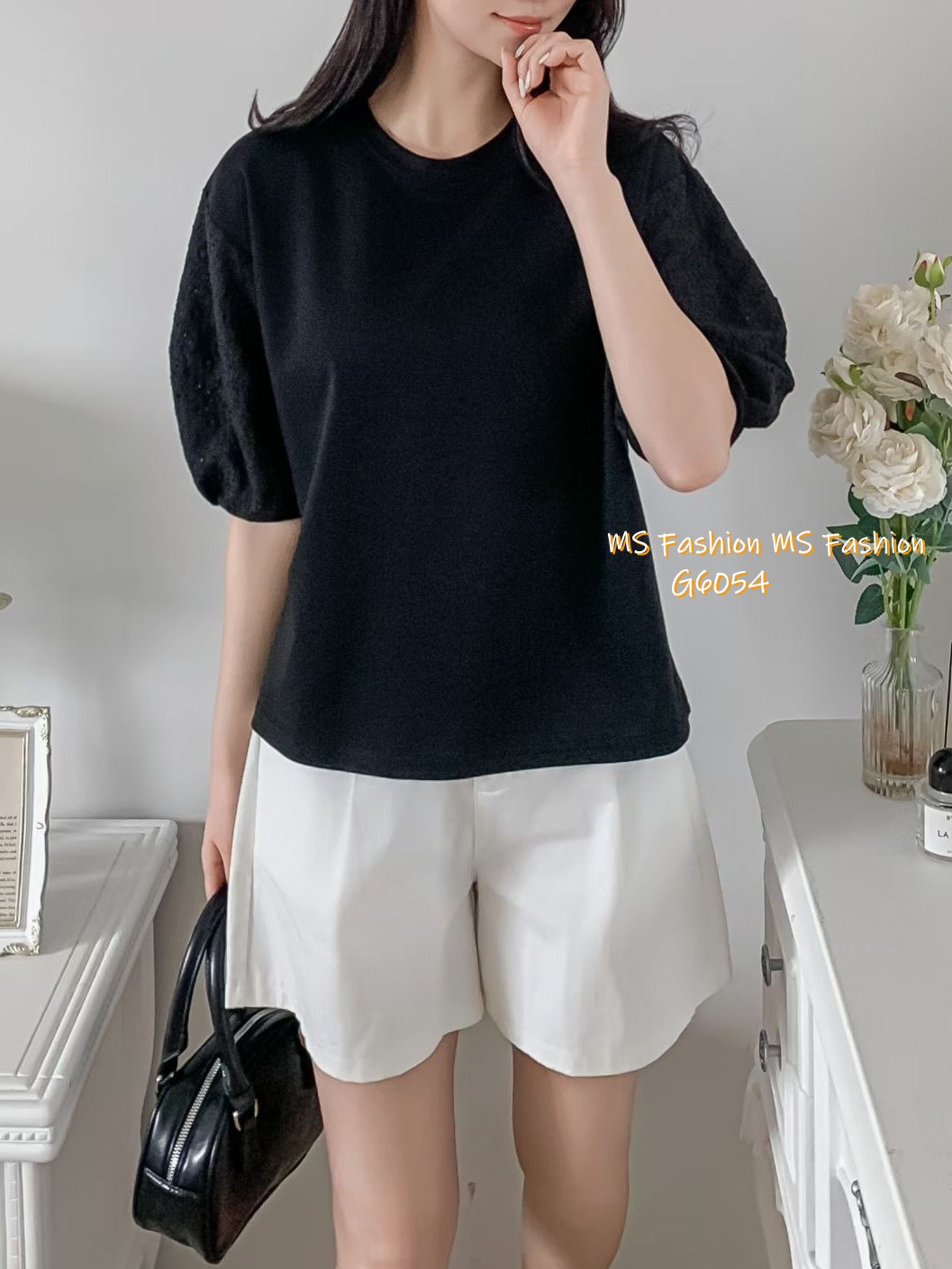 G6054 韓國🇰🇷通花泡泡袖top