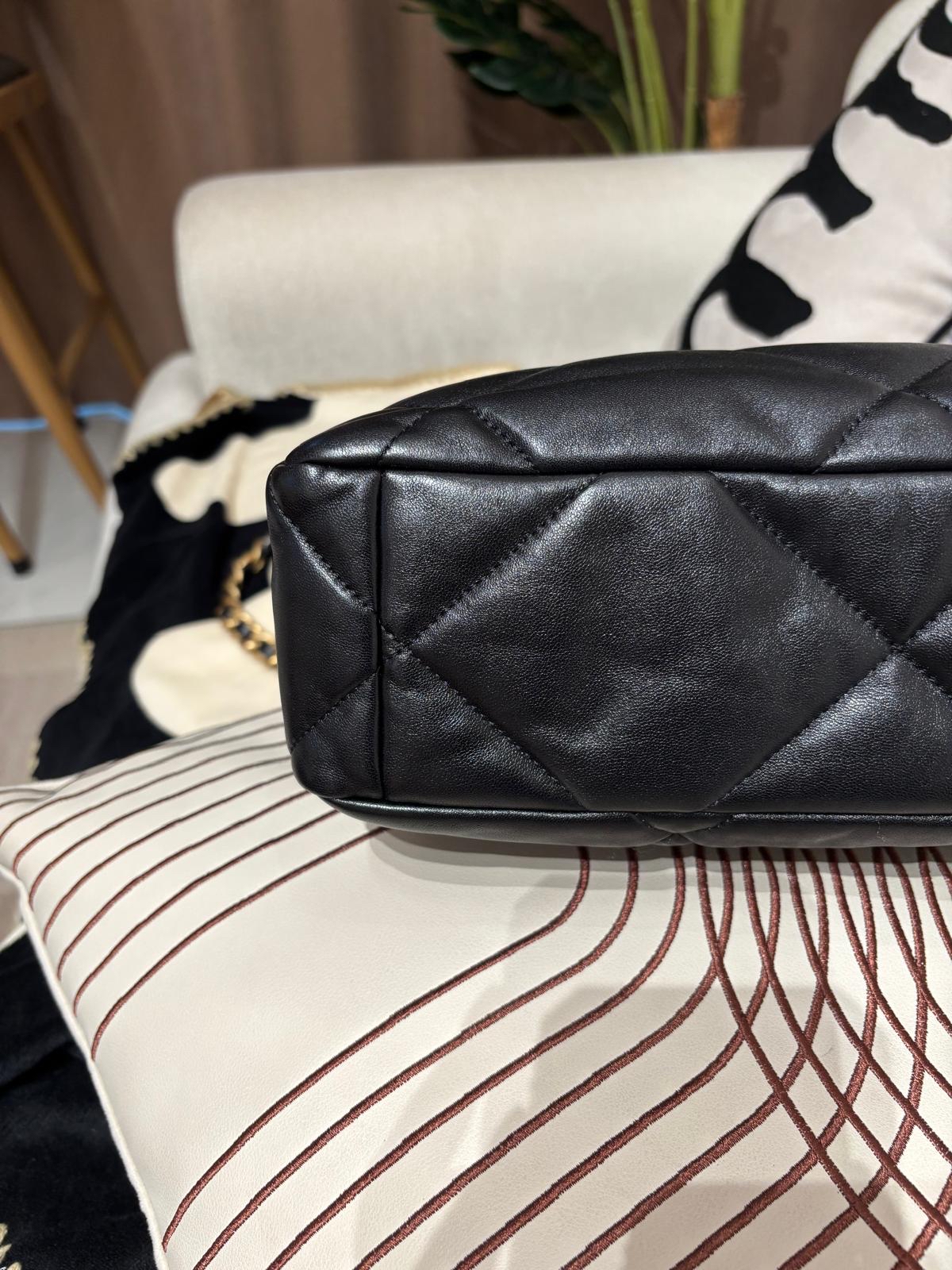 Chanel 19 Large 30cm Flap Bag 黑色 100%Authentic, 98%New ✅晶片✅Dust bag✅Box