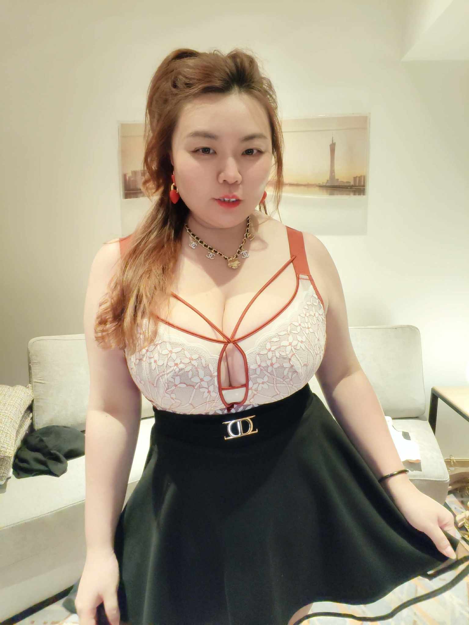 YCH09 2441 性感镂空调整型内衣