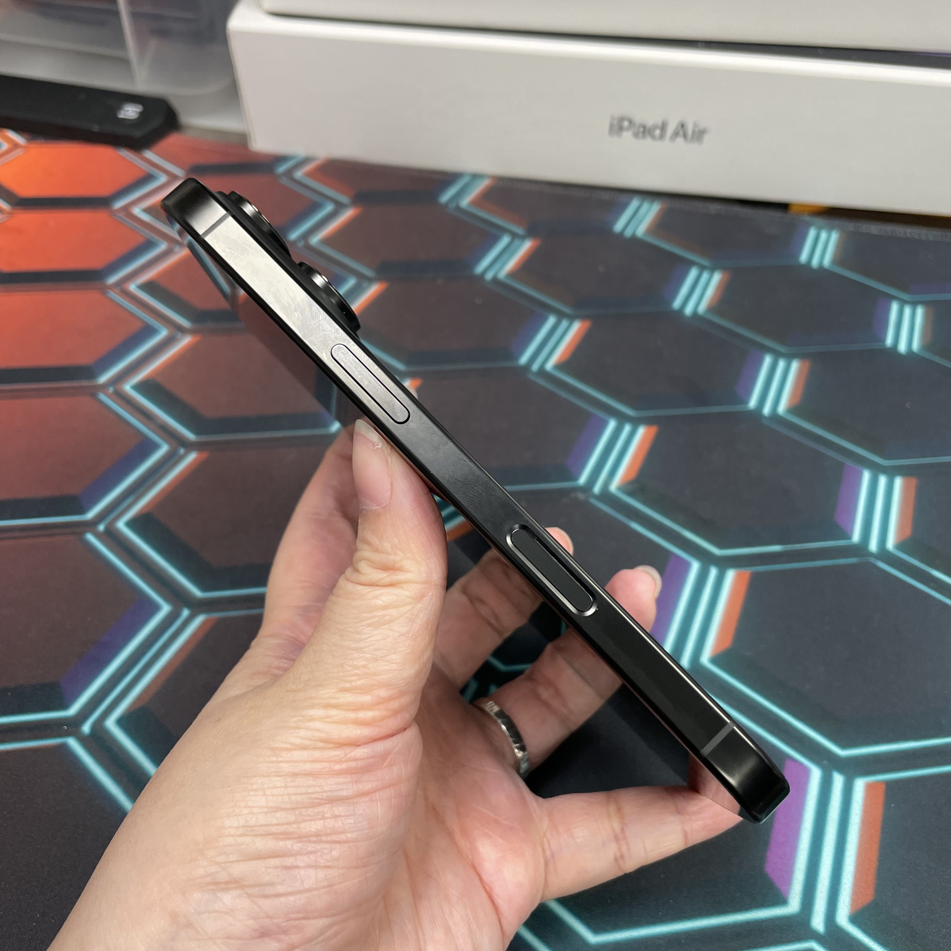 *8081 16 Pro 完美機 512GB 電89 黑色 black