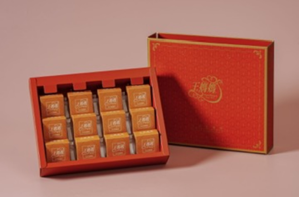 台灣直送 超人氣手工製作王媽媽鳳梨酥 土鳳梨酥6入/9入/12入 鳳凰酥6入/9入/12入（有蛋黃） 抹茶鳳凰酥9入/12入（有蛋黃）