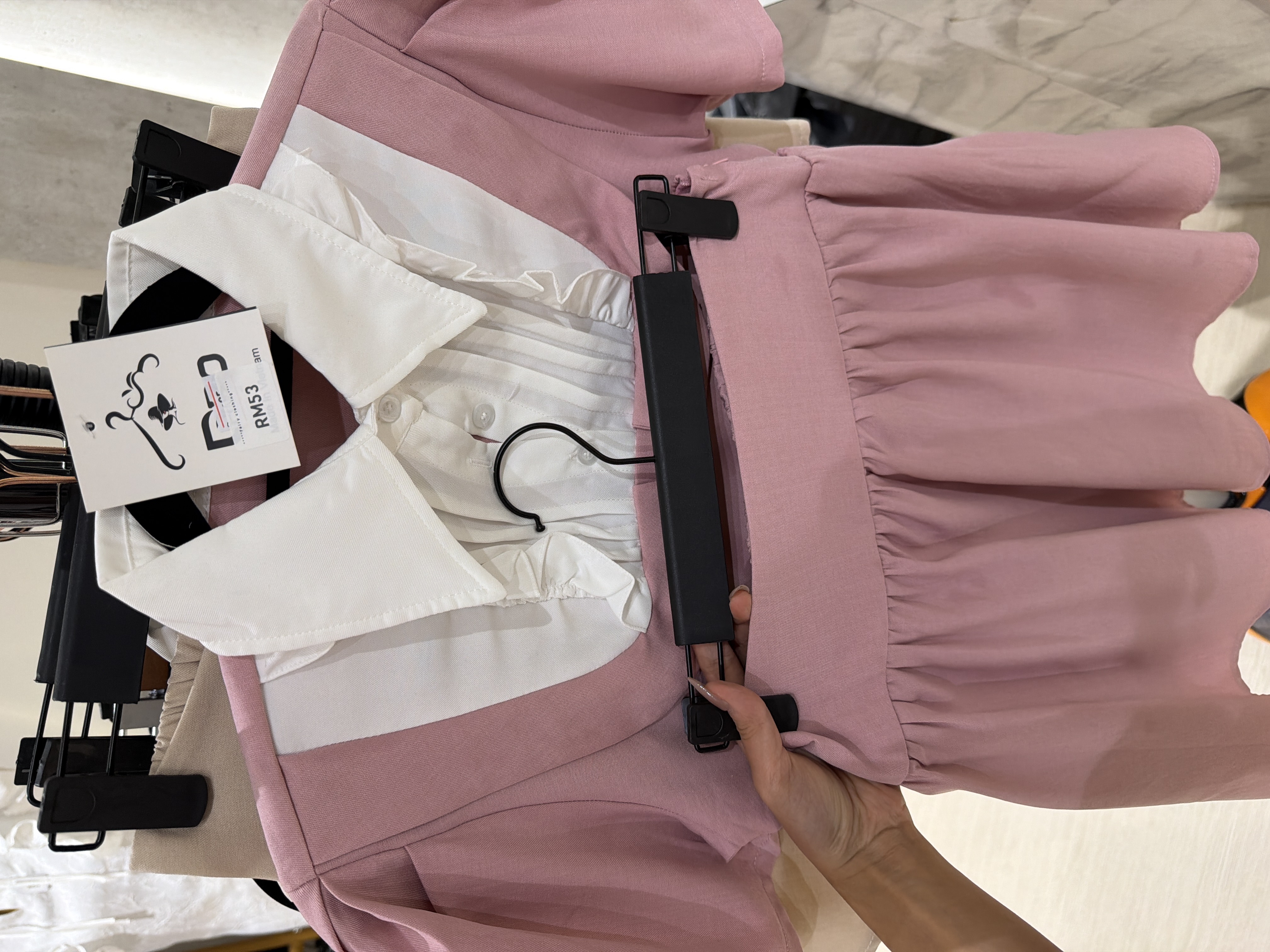 復古風翻領優雅A字套装