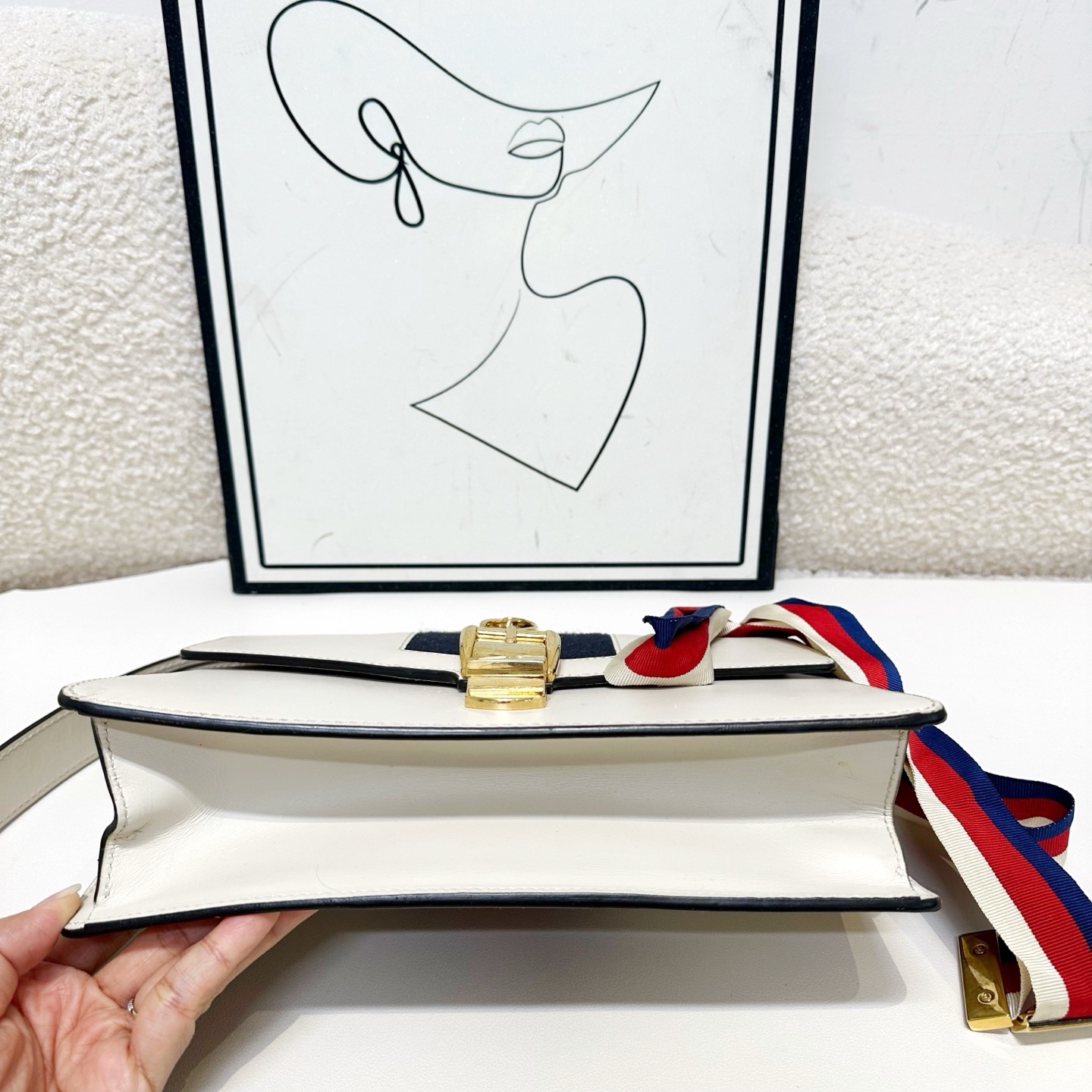 【預訂貨品】Gucci塞爾維亞白色斜孭包