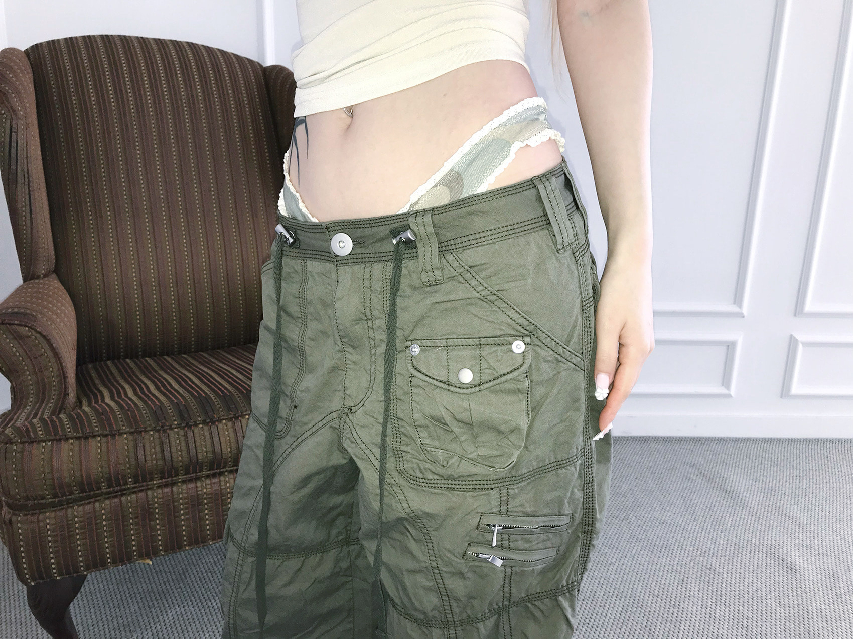 Retro Low-Rise Loose Cargo Pants
