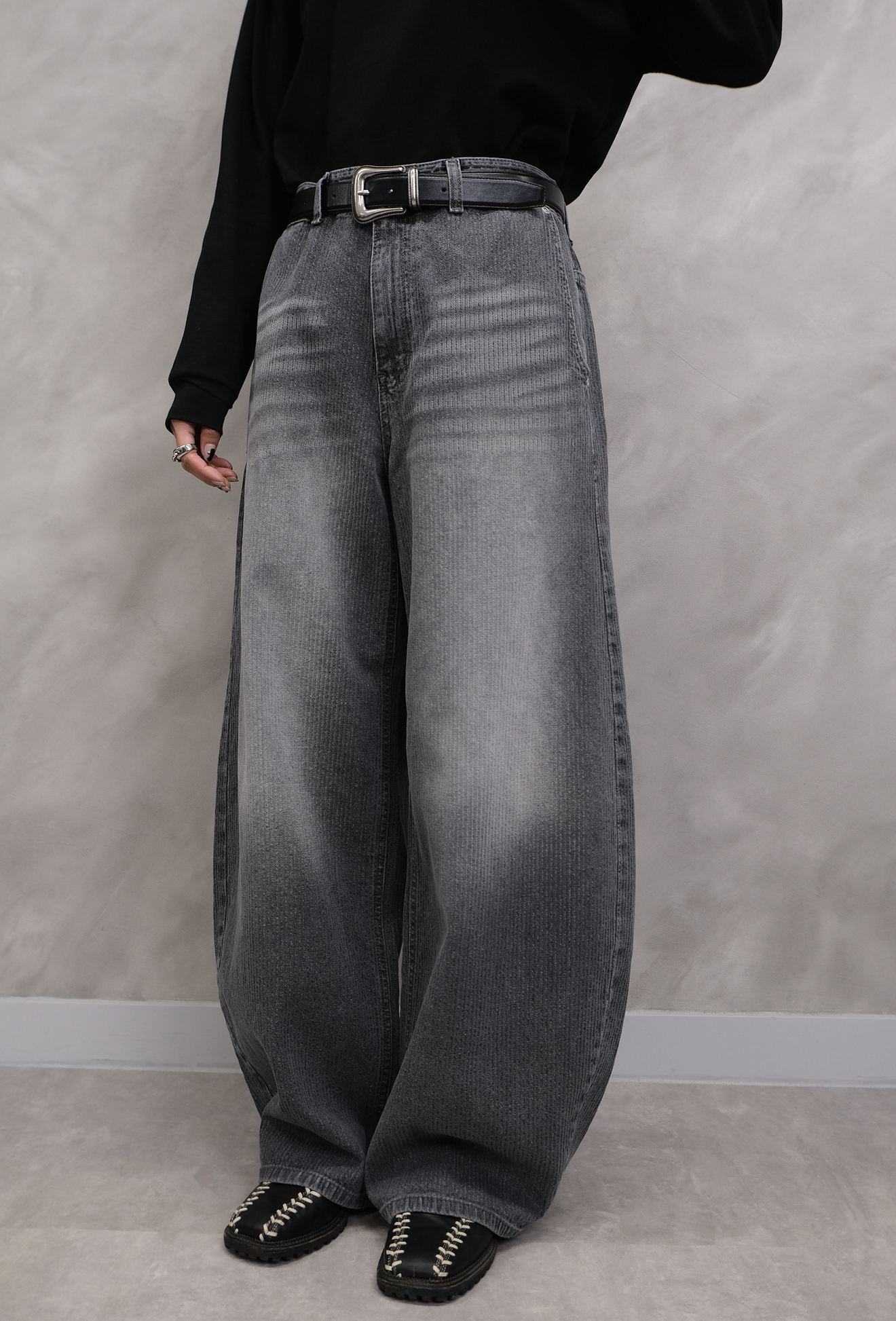 Whiskering beggy jeans #pt17