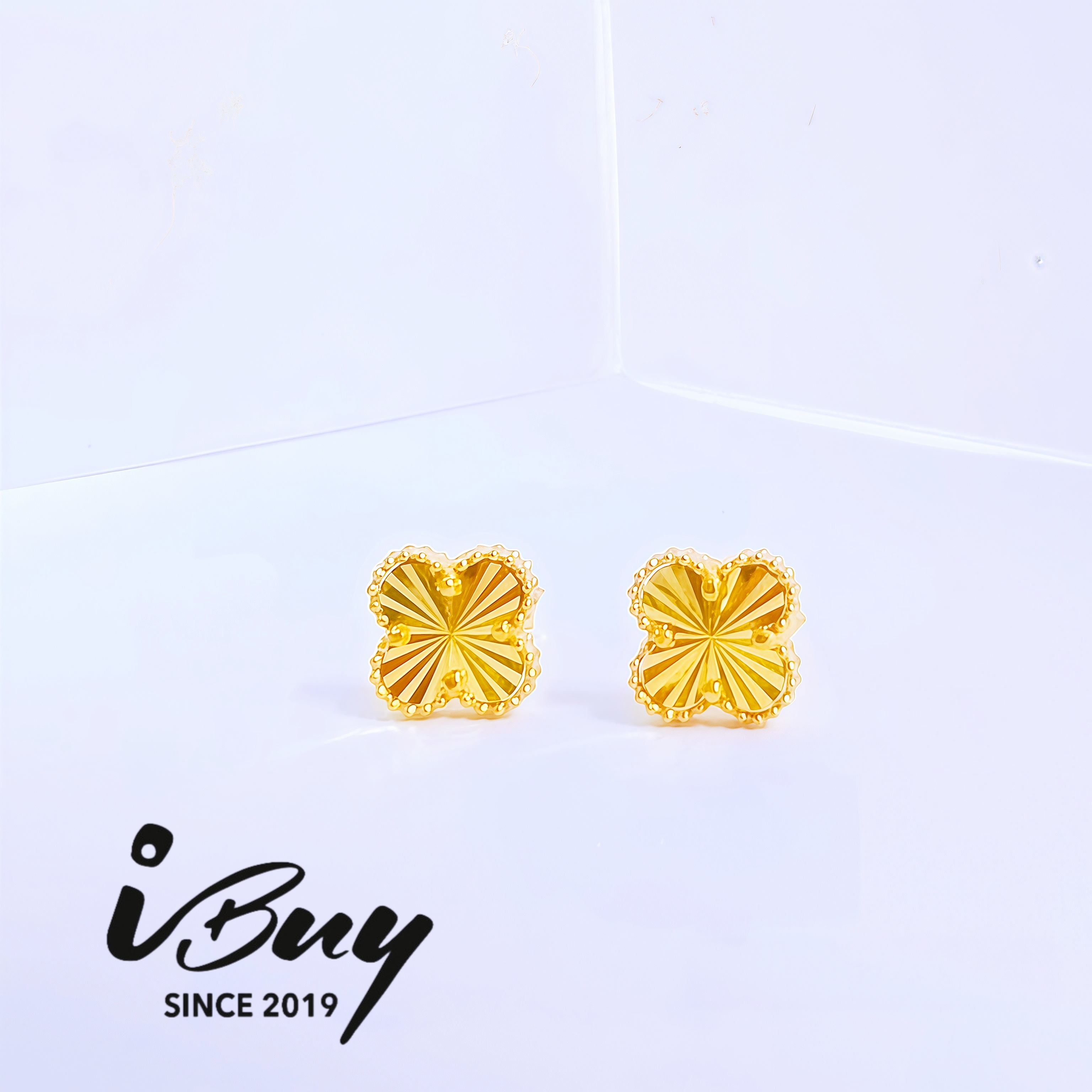 916 GOLD 8MM FULL GOLD VCA EARRING 916 金 8MM抛光镭射四叶草耳钉