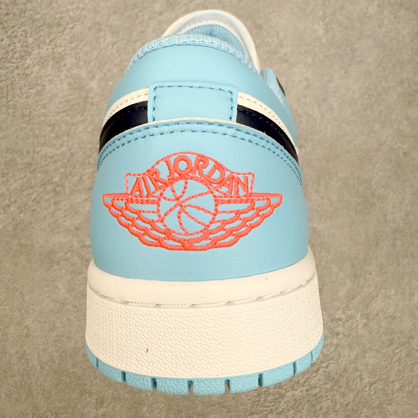 Air Jordan 1 Low 553558-149