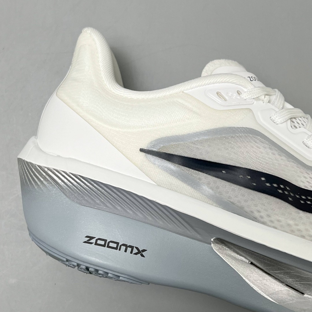 Nike Zoom Fly 6 FN8455-104  