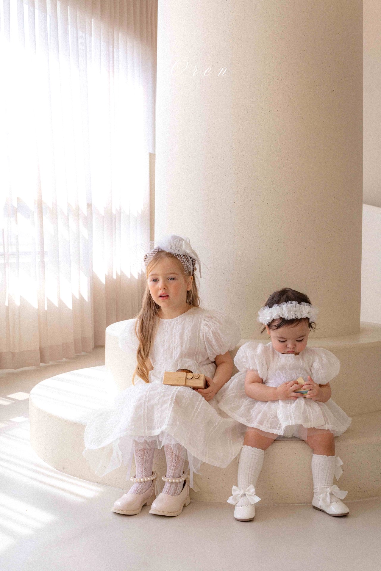 ☀️預訂 韓國直送☀️🇰🇷Oren Edel Pure蕾絲紋理花卉腰帶泡泡袖包屁裙/連身裙