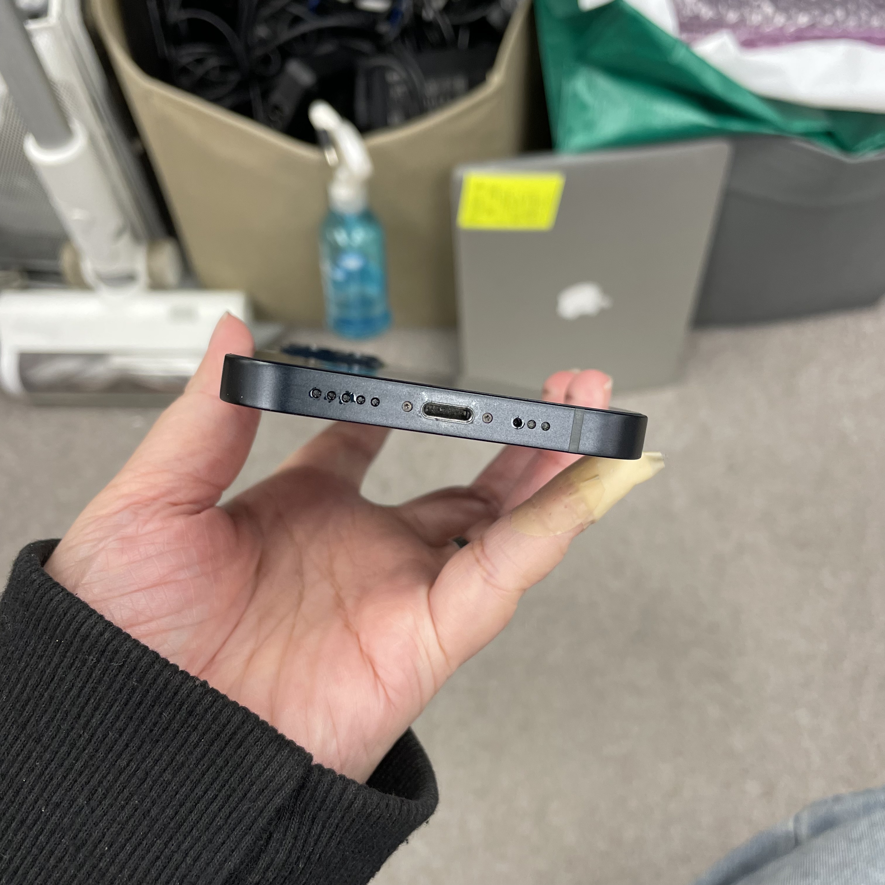 *6080 13 勁靚機 256GB 電77 黑色 black