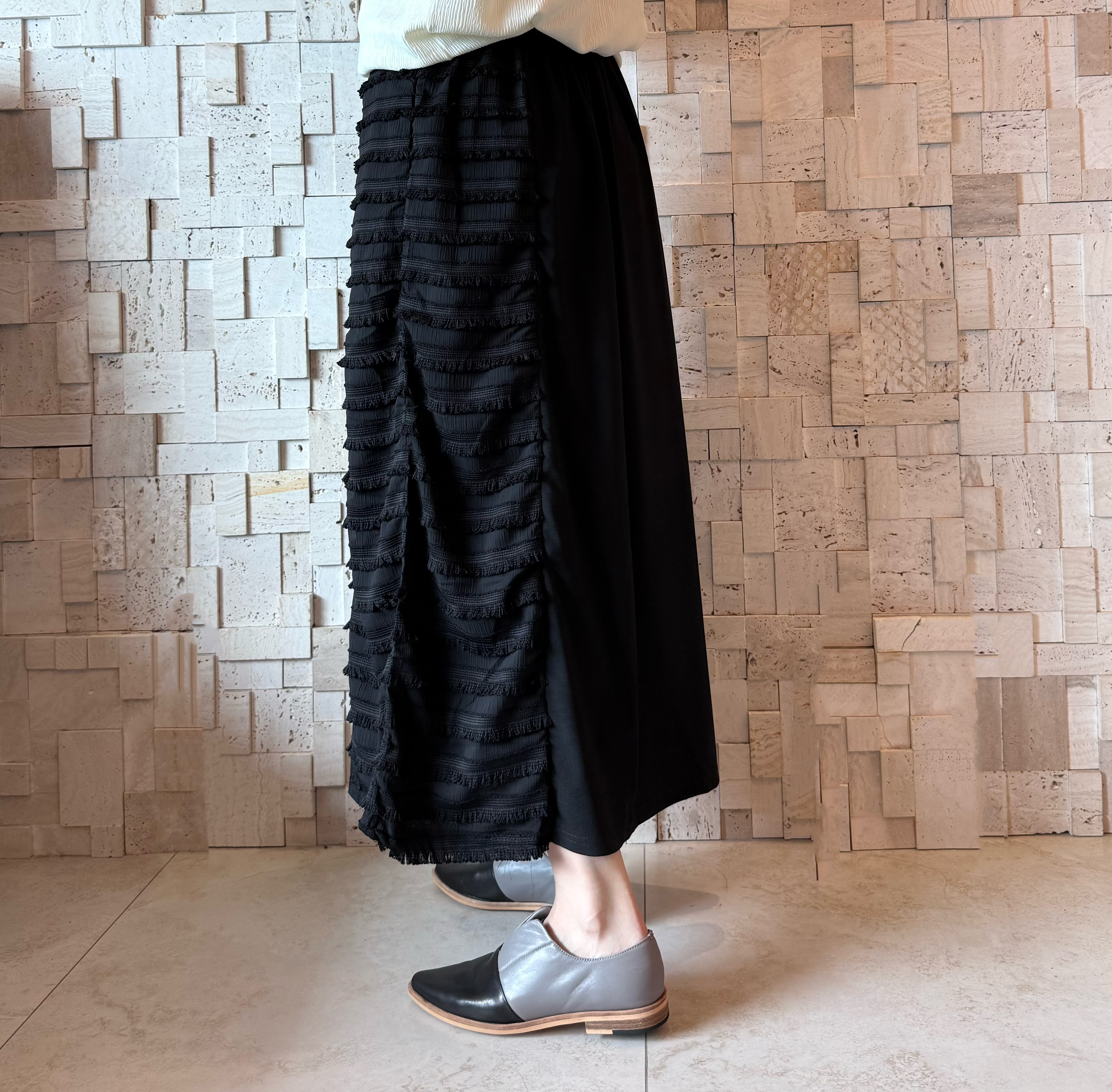 B00572 彈性不規則流蘇裙🖤
