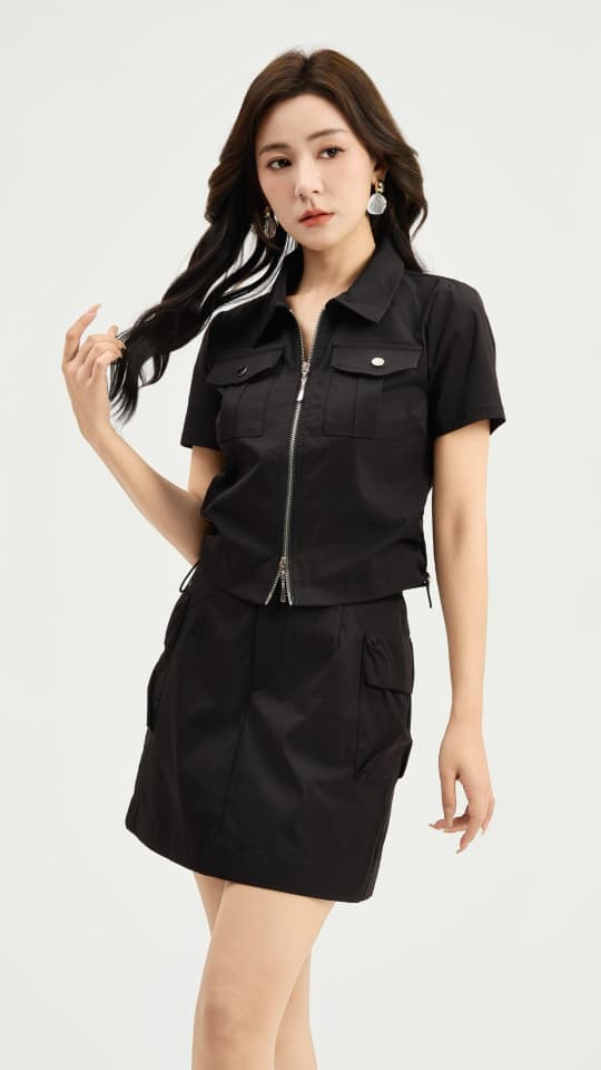 10141302 Luna Utility Zip Crop Top