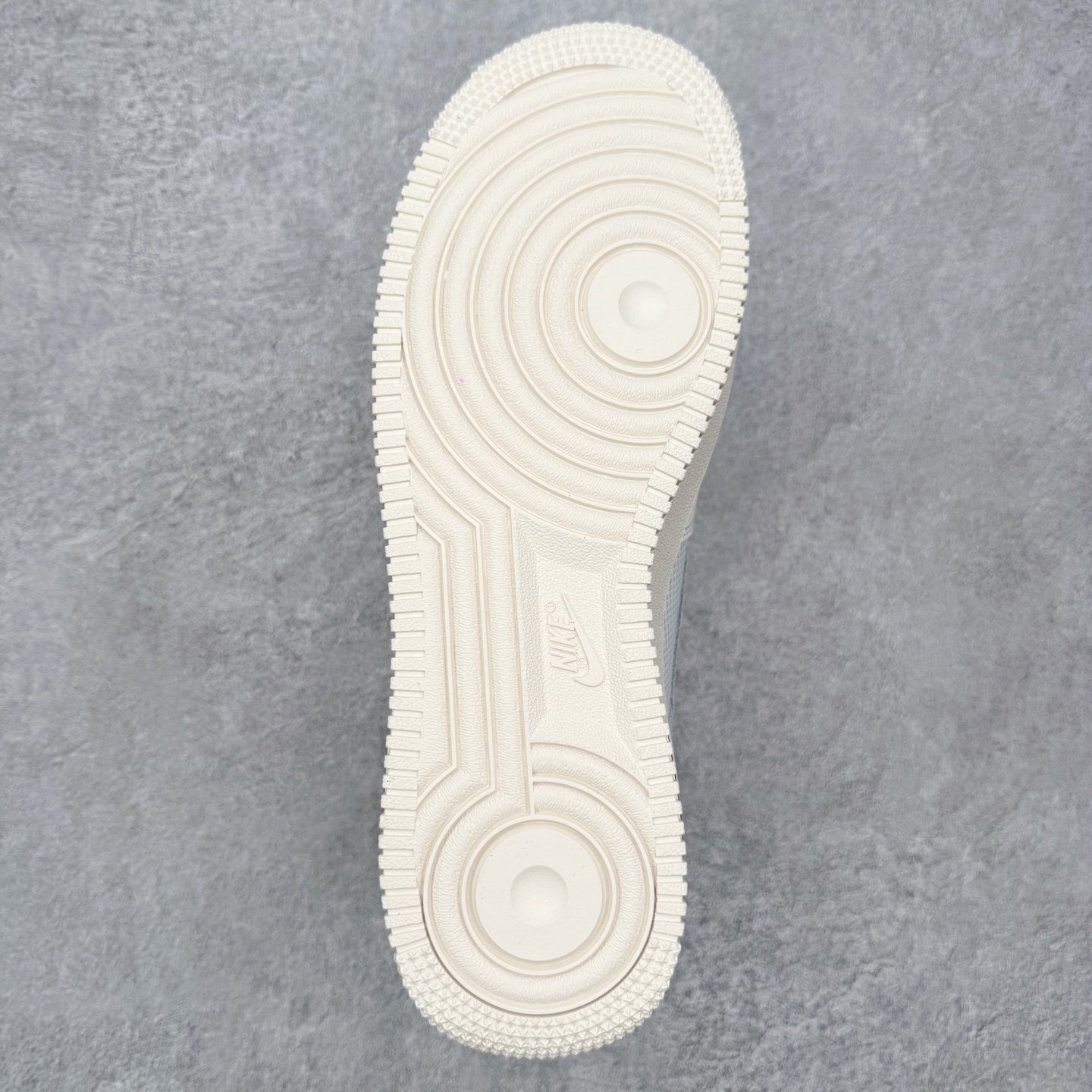 Nike Air Force 1 '07 LV8 IM6002-030