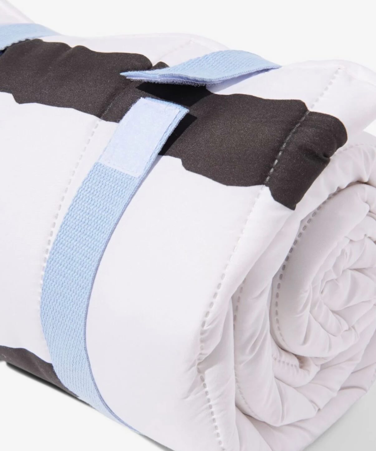 Miffy XL picnic mat (white) 