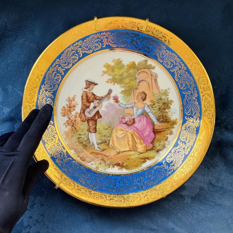 Vintage Stamped LIMOGES FRANCE "FRAGONARD" Courting Couple Porcelain Decorative Plate with Mounted Stand - Blue (MT2019)