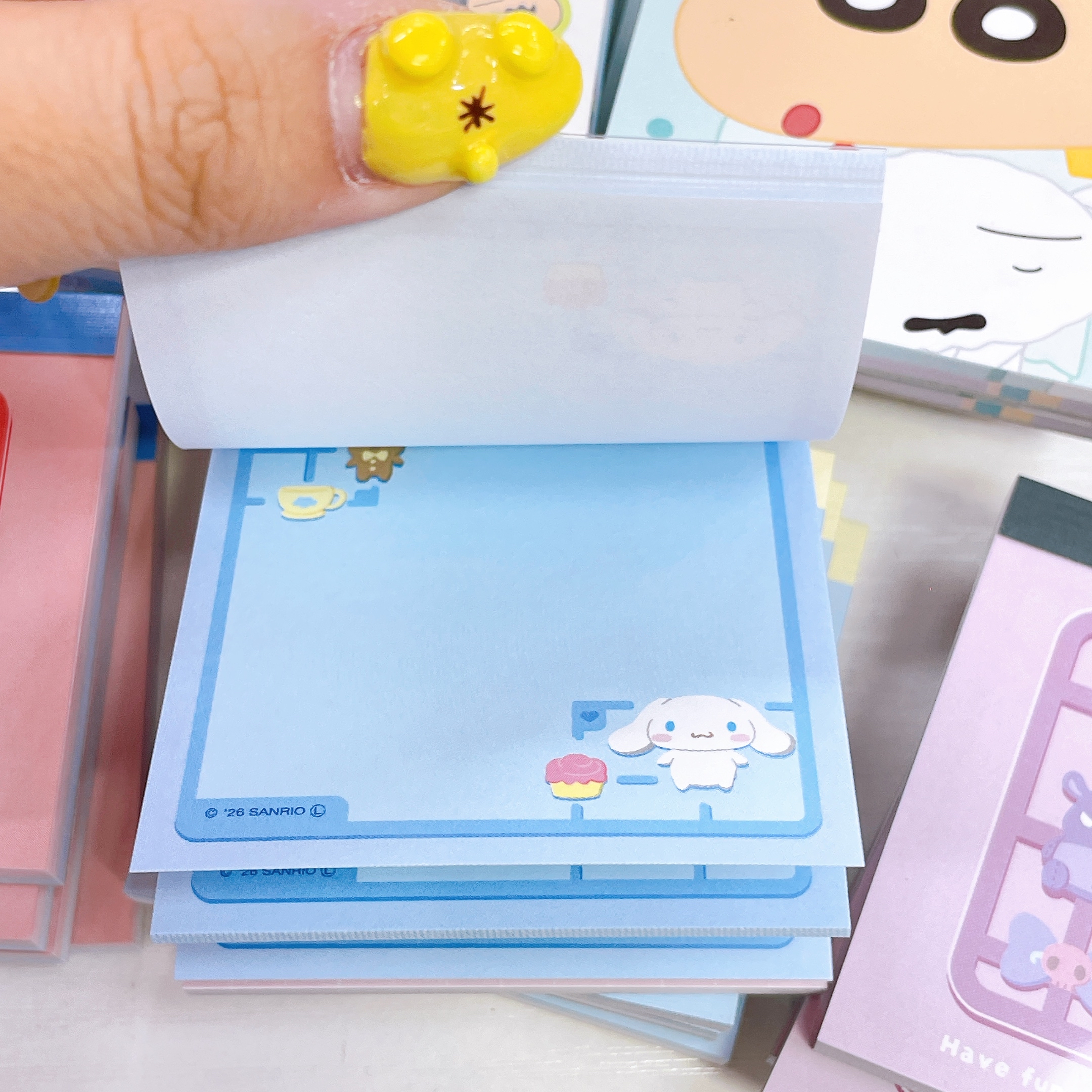 日本直送Sanrio /蠟筆小新 memo