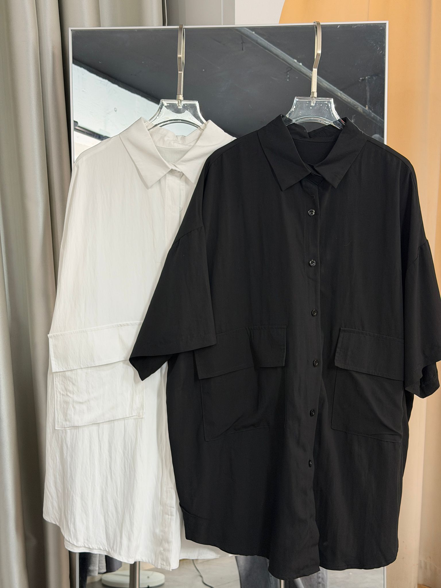 簡約寬鬆免燙口袋恤衫