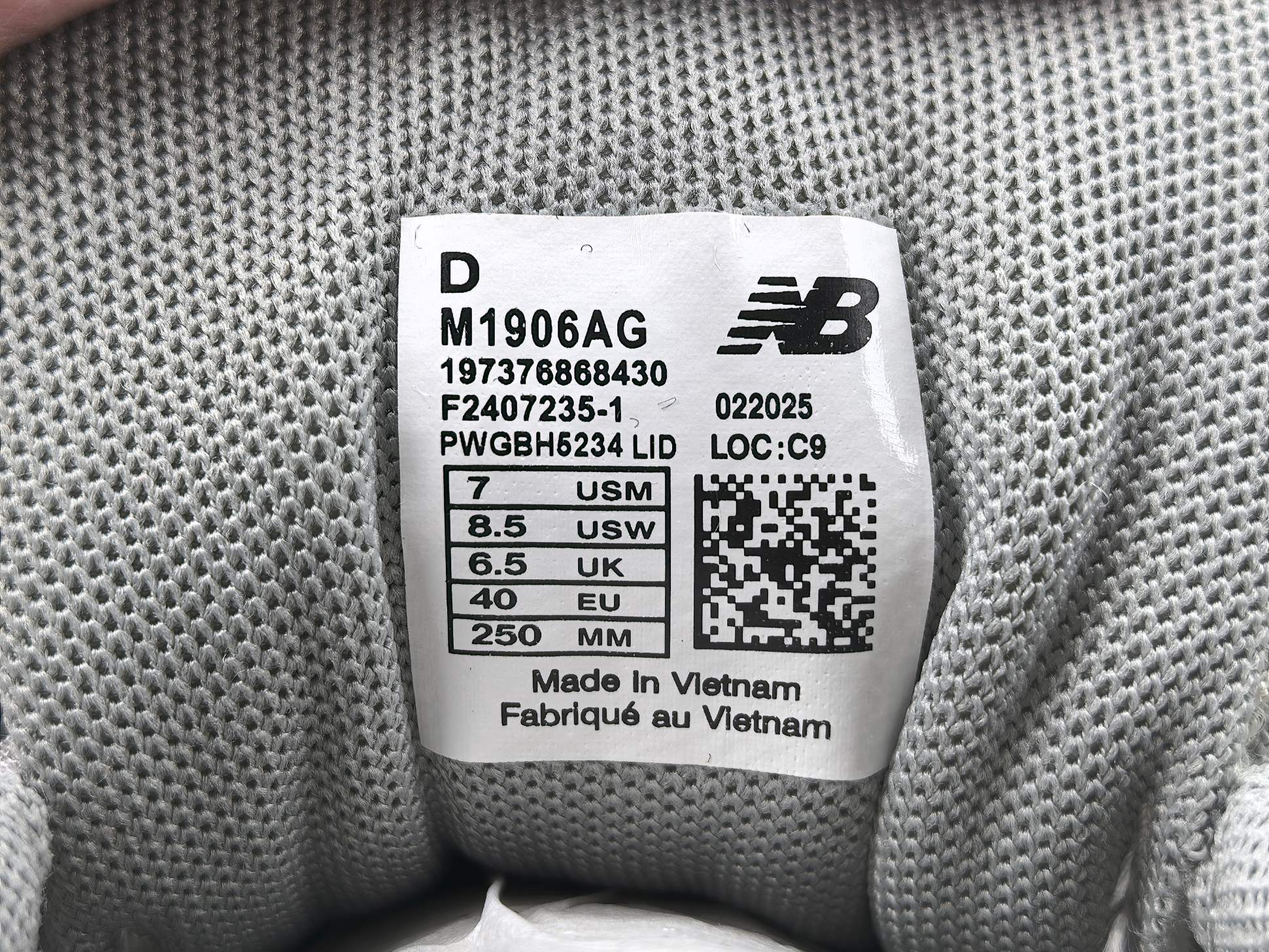 New Balance 1906A M1906AAG