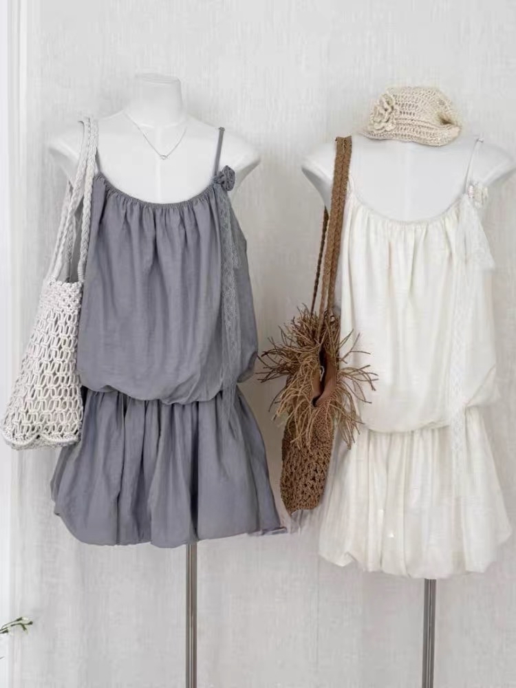 DR335收腰花苞短裙