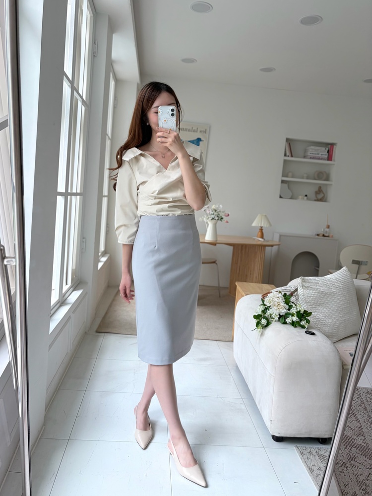 Camelia Wrap Collar Blouse (Cream)