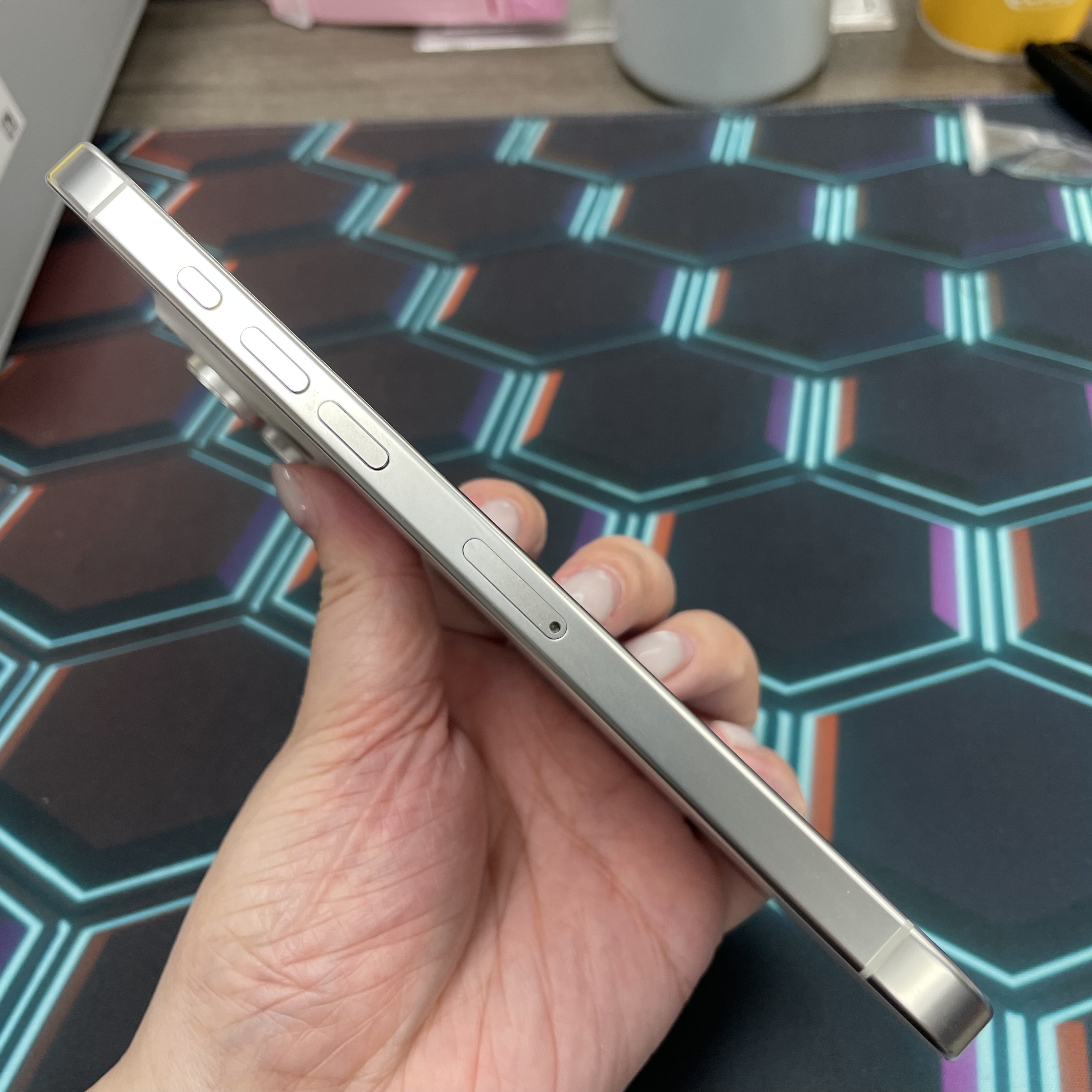 *6665 16 Pro max 完美機 512GB 電91 白色 white