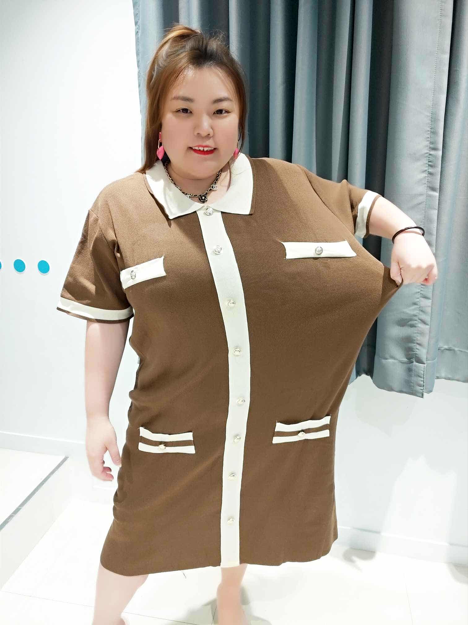 DSF03 有领排扣针织连衣裙