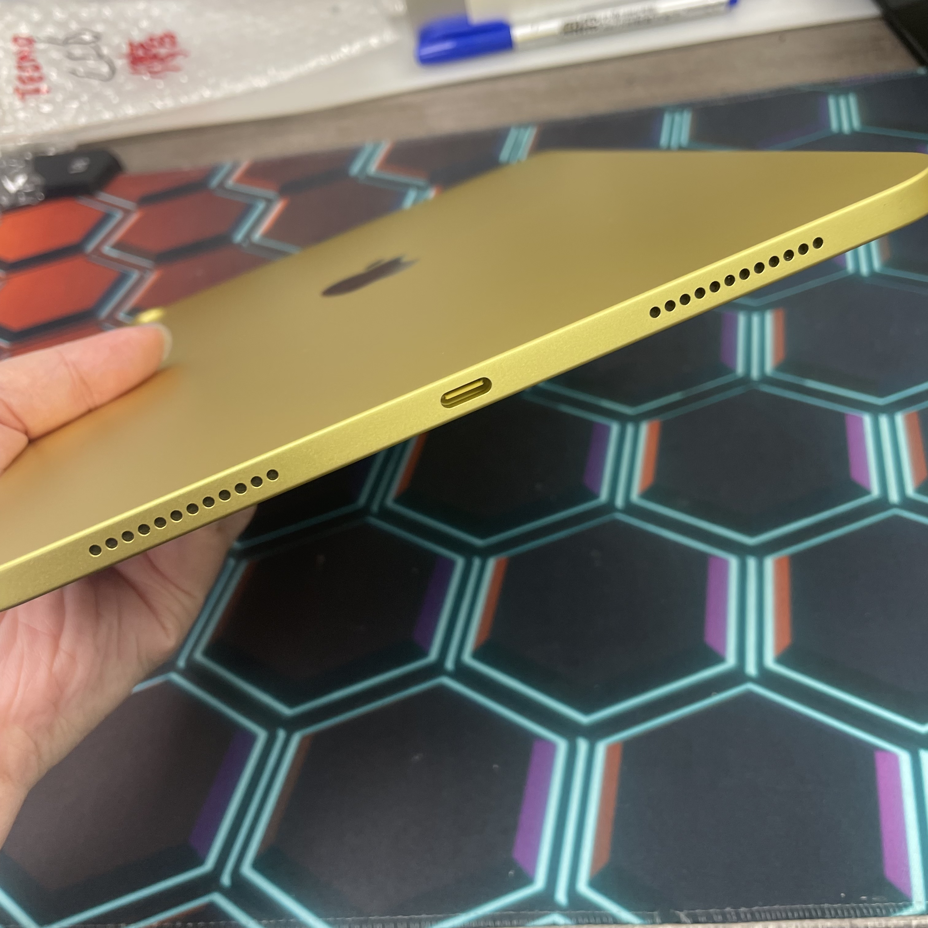 *6788 iPad 11 未使用品 256GB WIFI版 黃色 yellow
