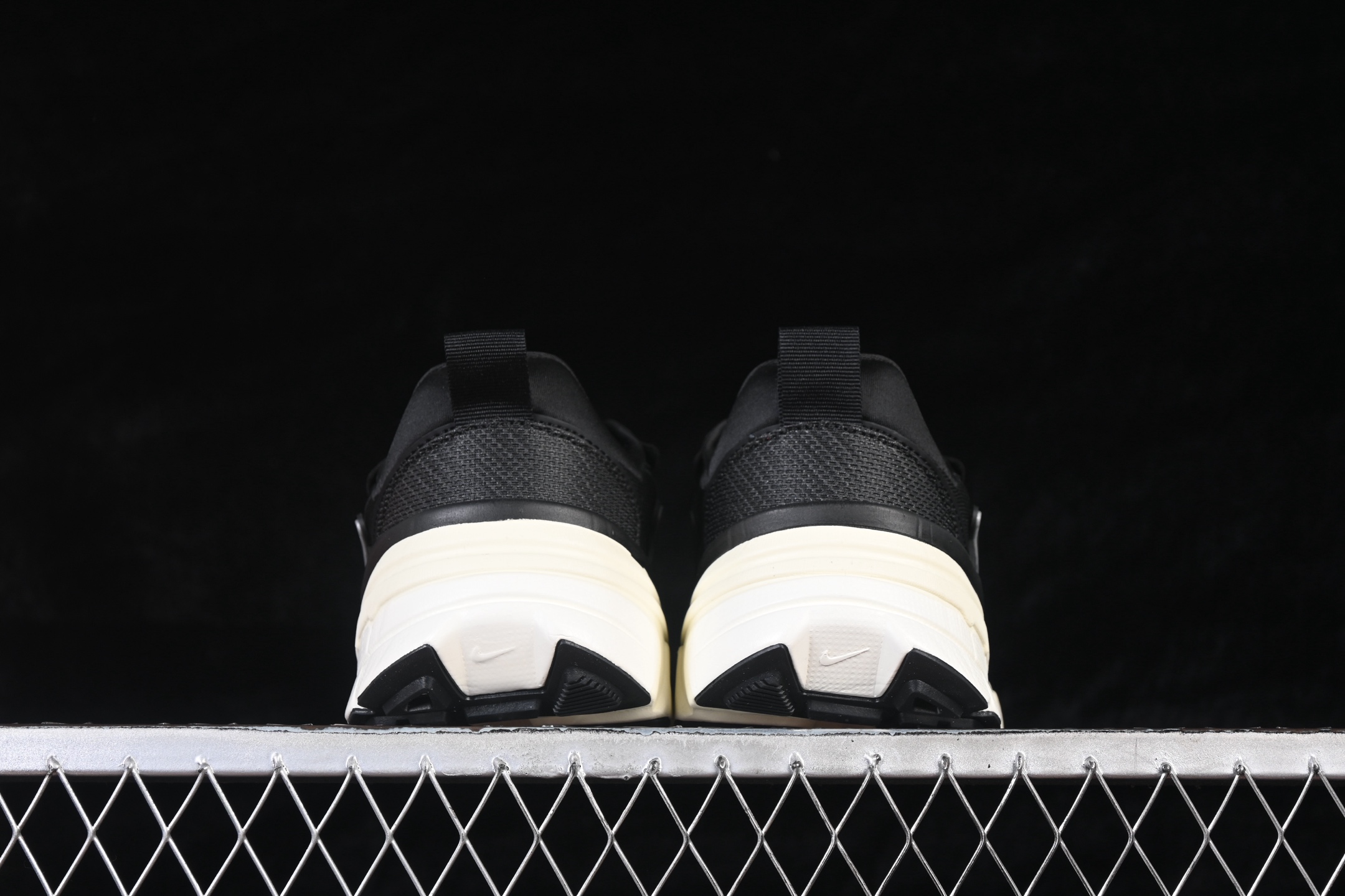 Nike V2K Run FD0736-012