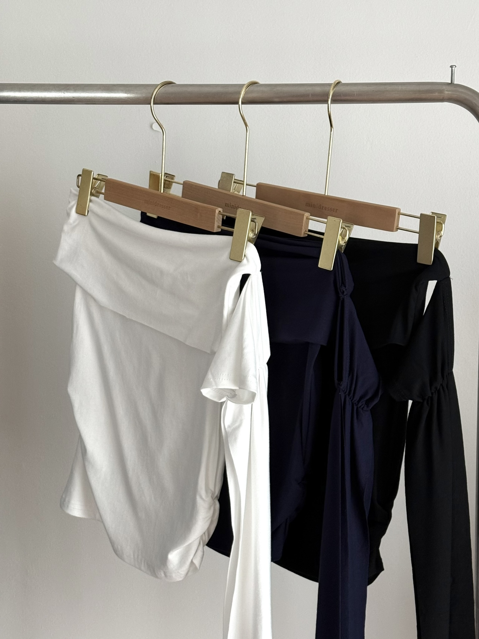 Arthur Off Shoulder Shirt | Black