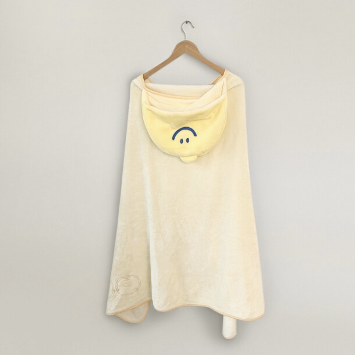 [SECOND MORNING] Lemony Hooded Blanket