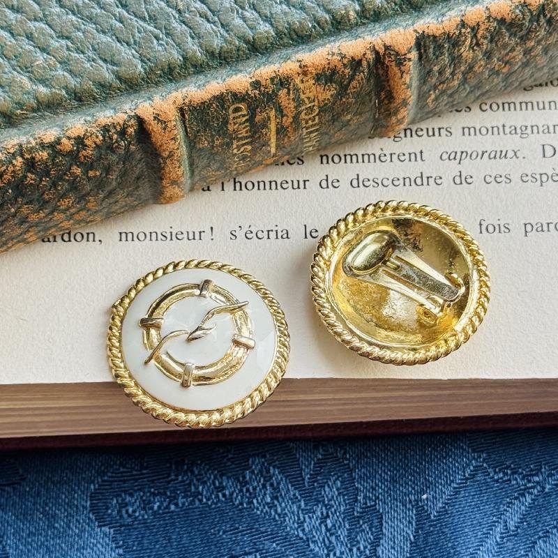 Sail into Style: Vintage '80s Nautical Rhinestone Clips Earrings (MT1960-18)