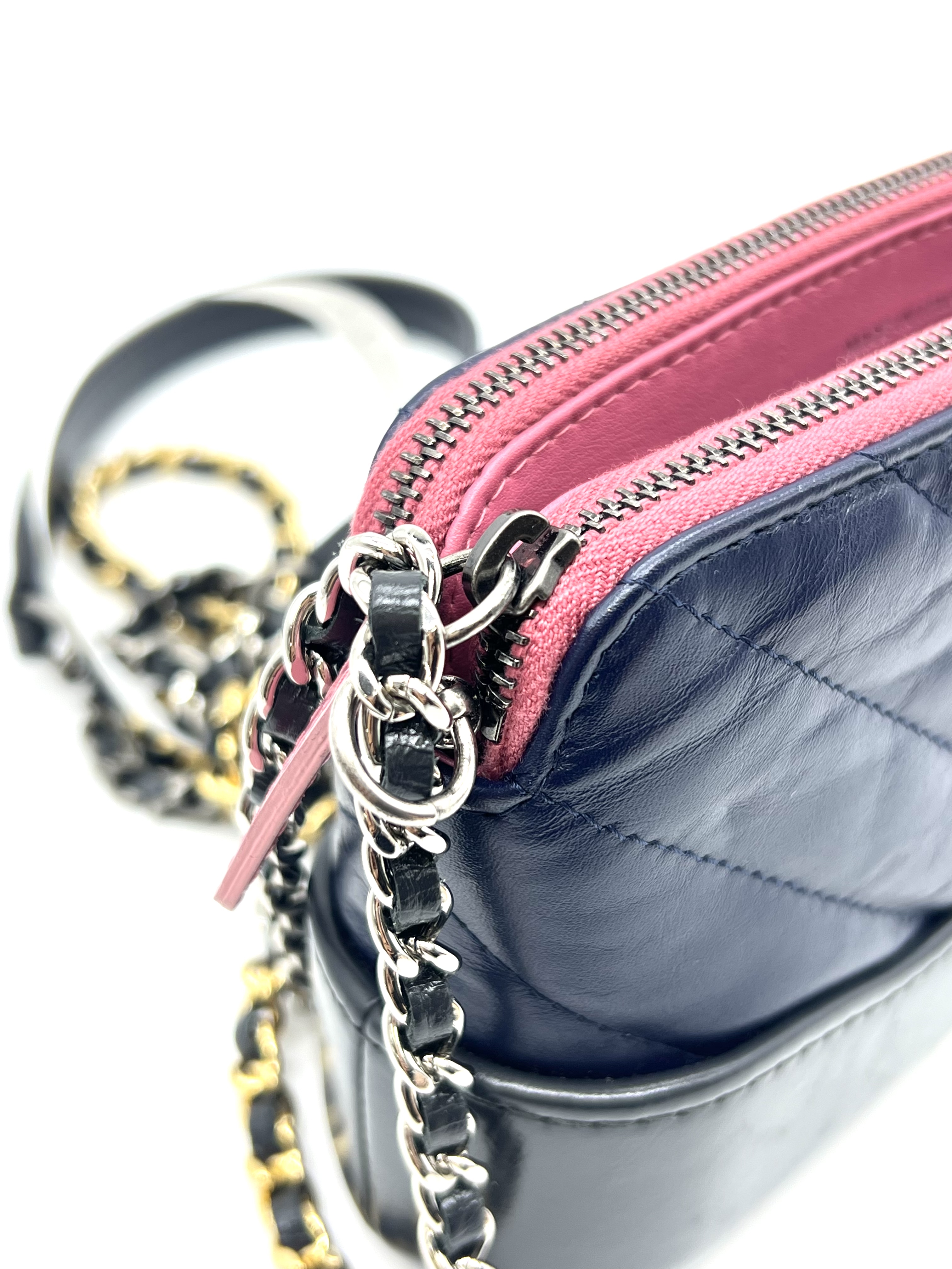 Pre-Owned CHANEL Gabrielle Wallet On Chain / Product Code: 26041702