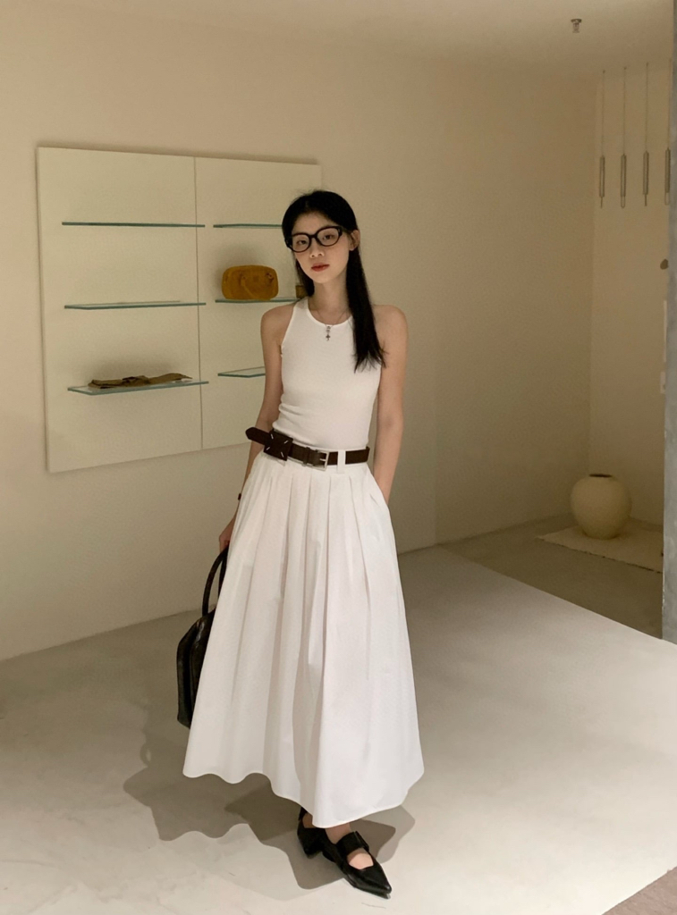 Victoria Tank Top + A-line Pleated Maxi Skirt 极简风圆领背心+百褶大摆半身裙两件套(附送腰带) (3 Colours)
