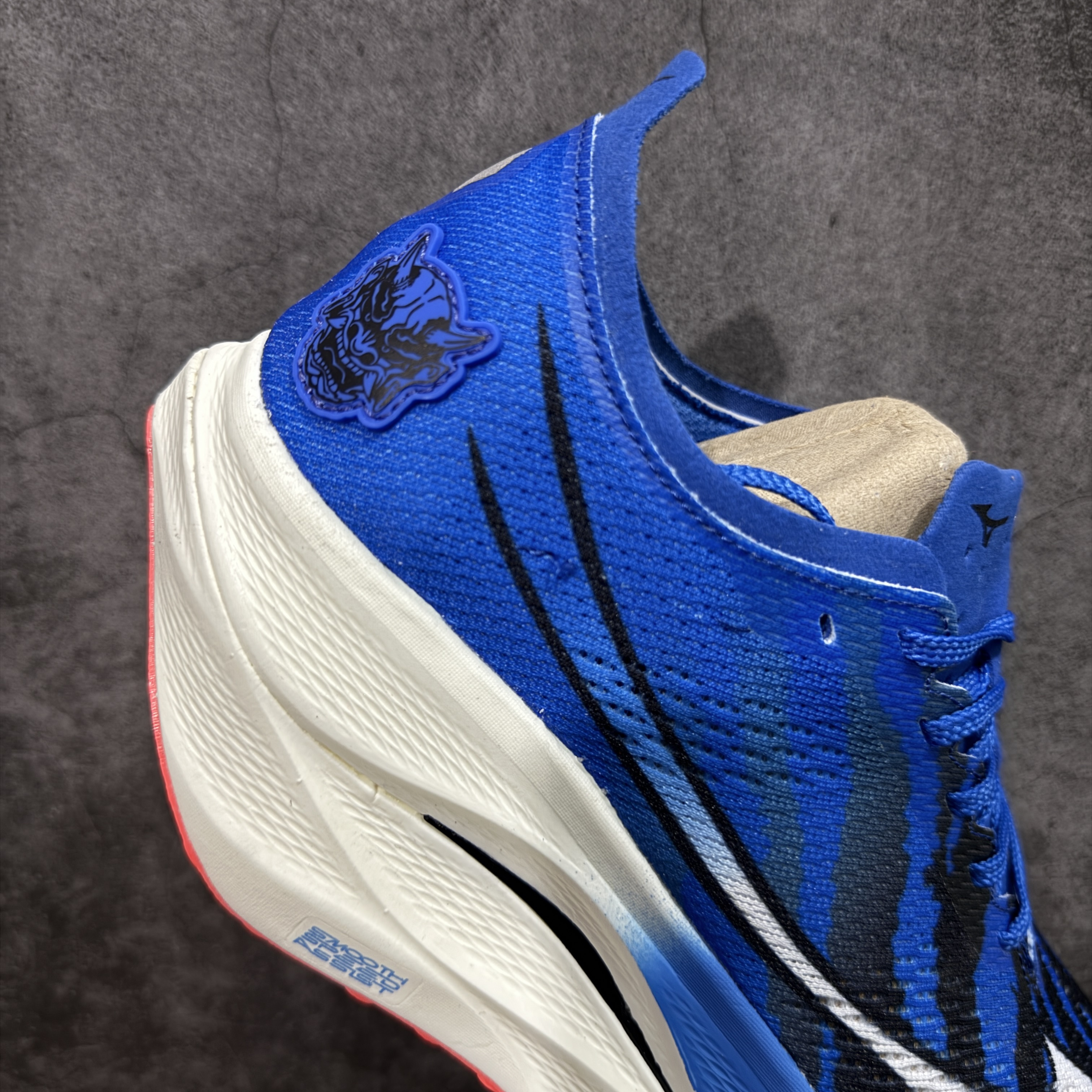 Mizuno Wave Rebellion Pro 3