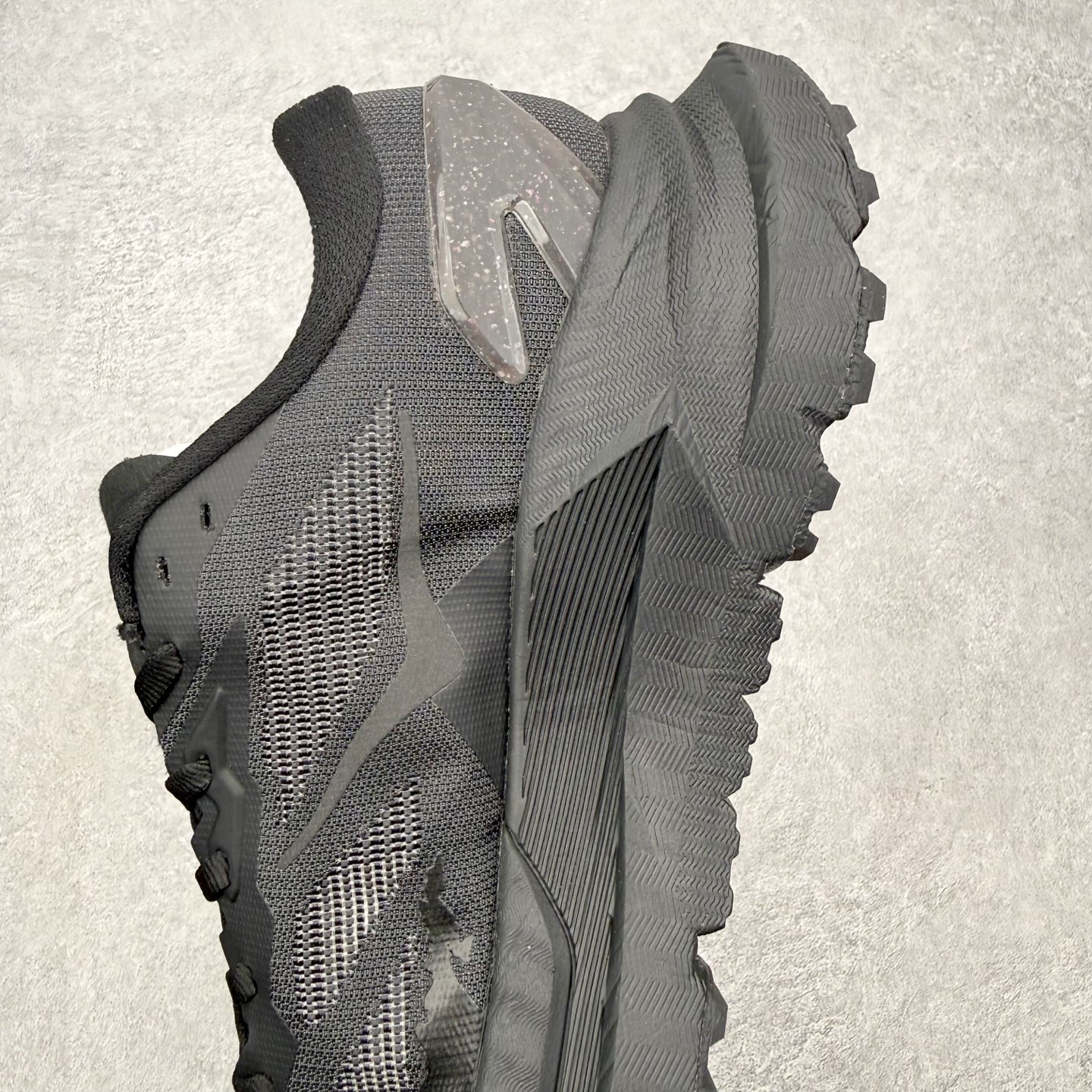 Hoka One One Mafate X