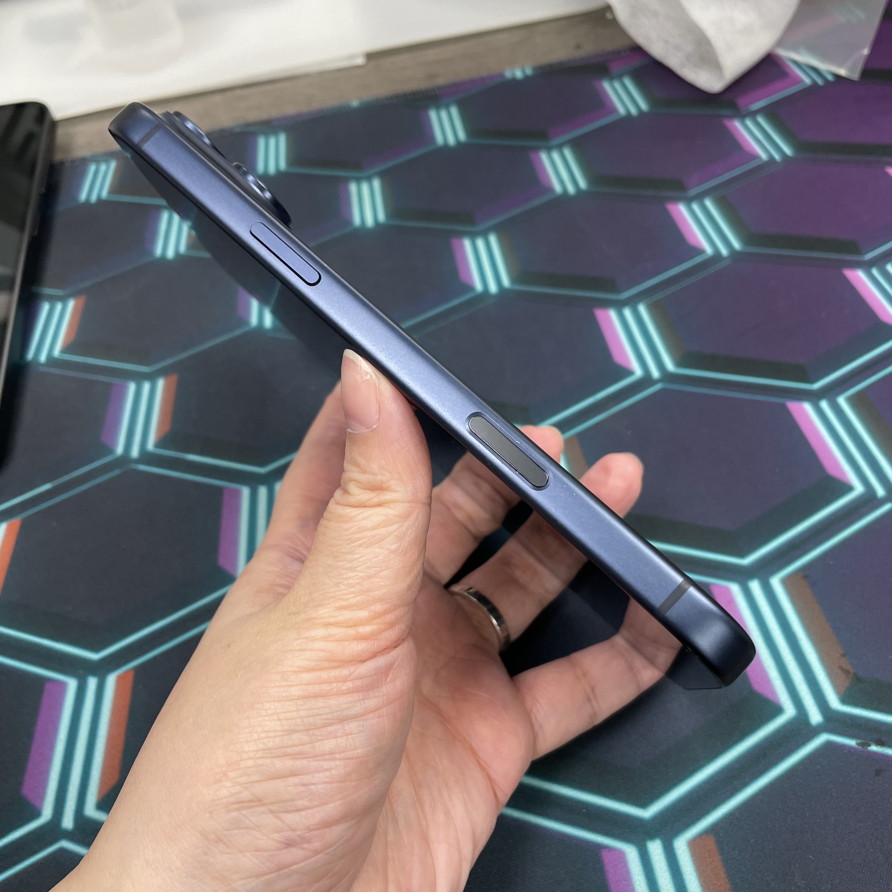 *7964 17 Pro max 完美機 256GB 電93 藍色 blue