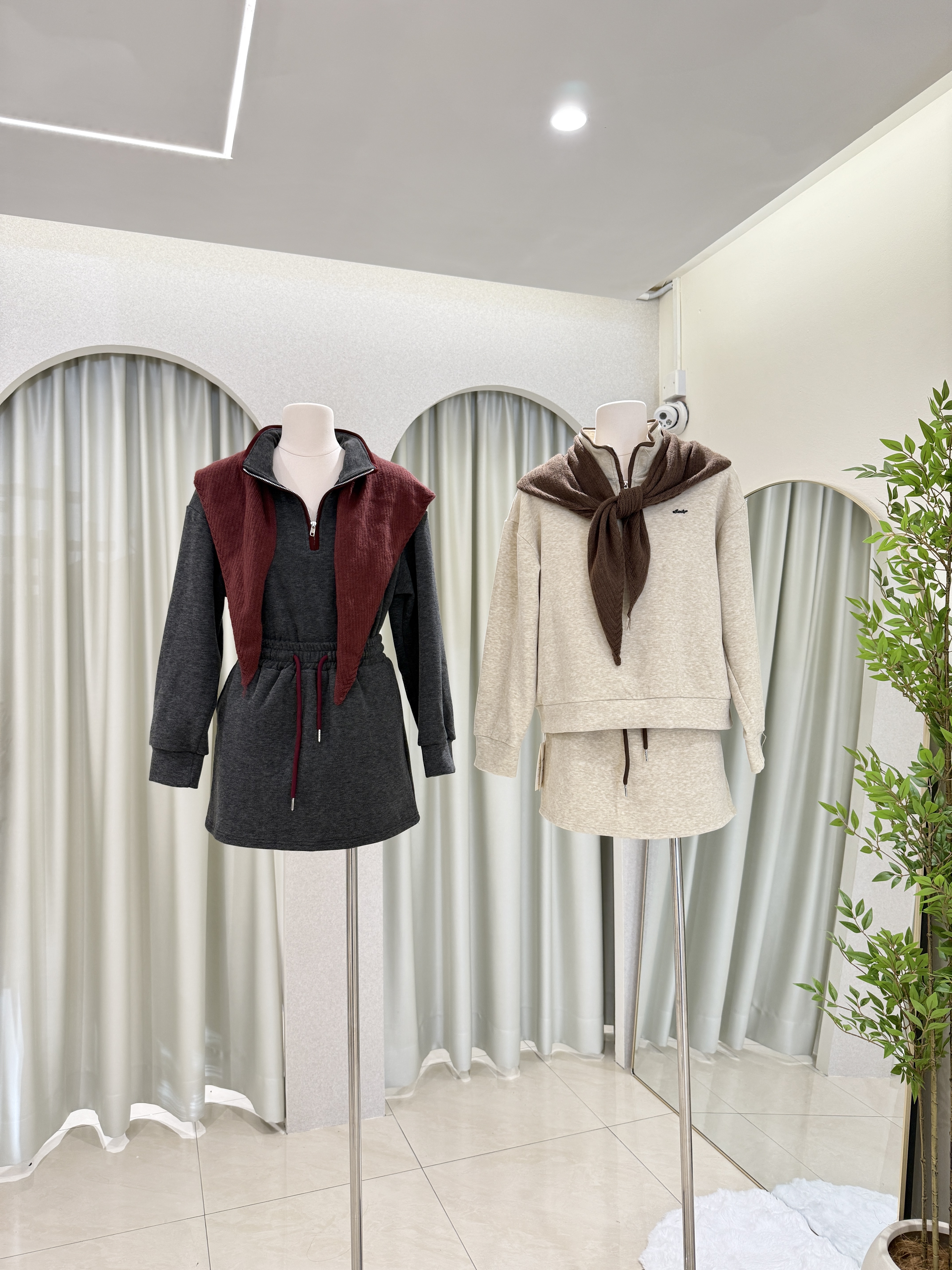 6967 韩系减龄拼色三件套 