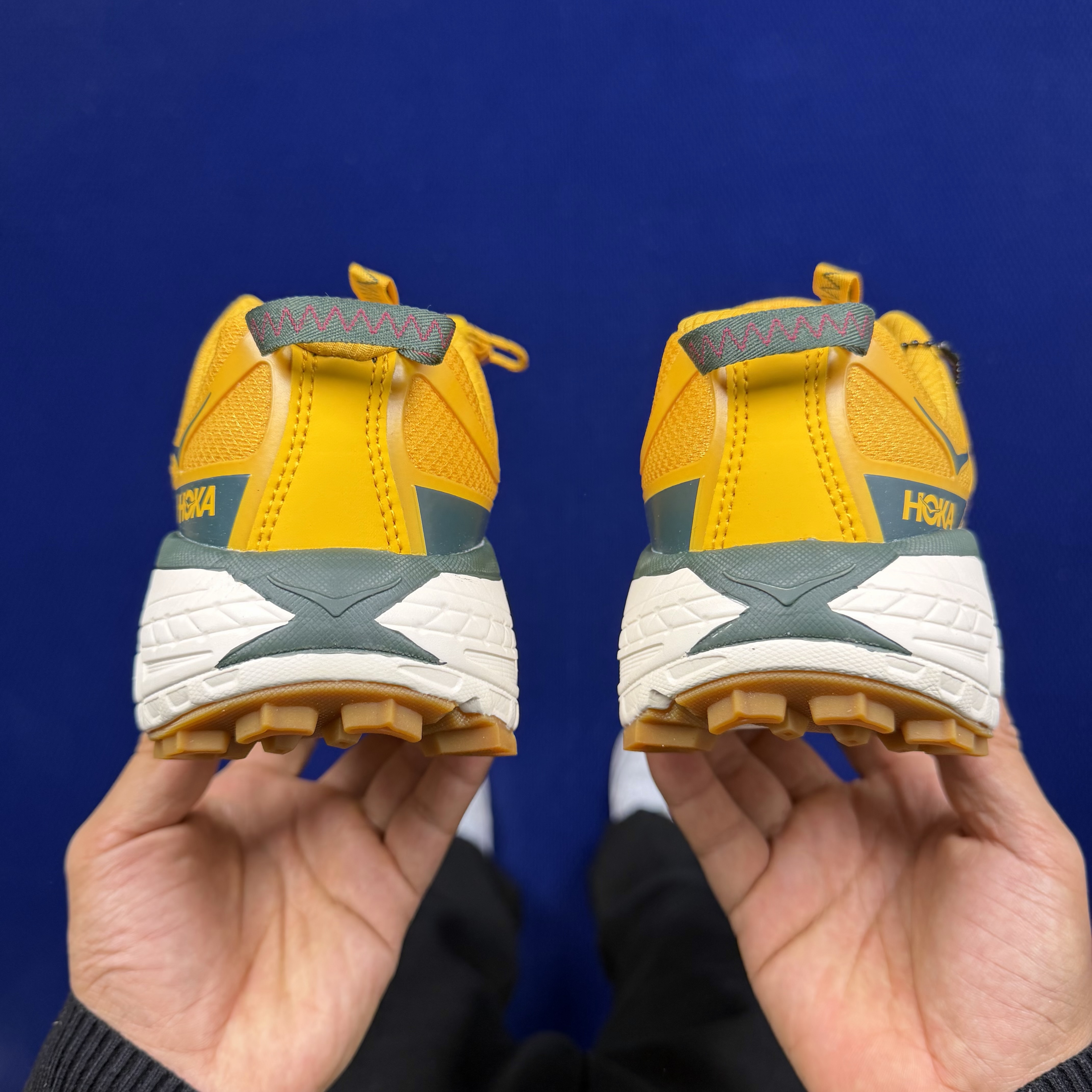 Hoka One One Mafate Three 2 