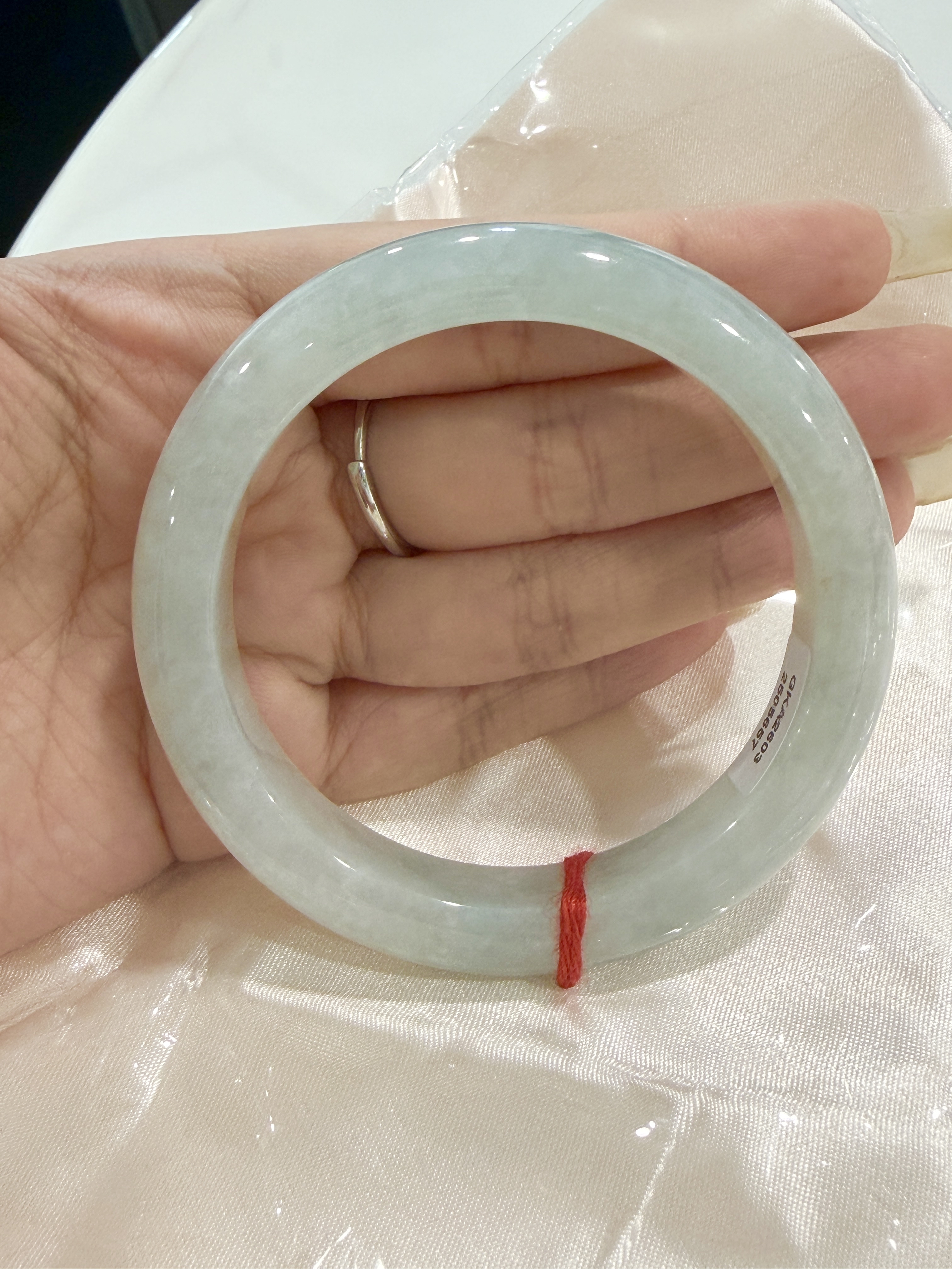 54.5圈口翡翠手镯