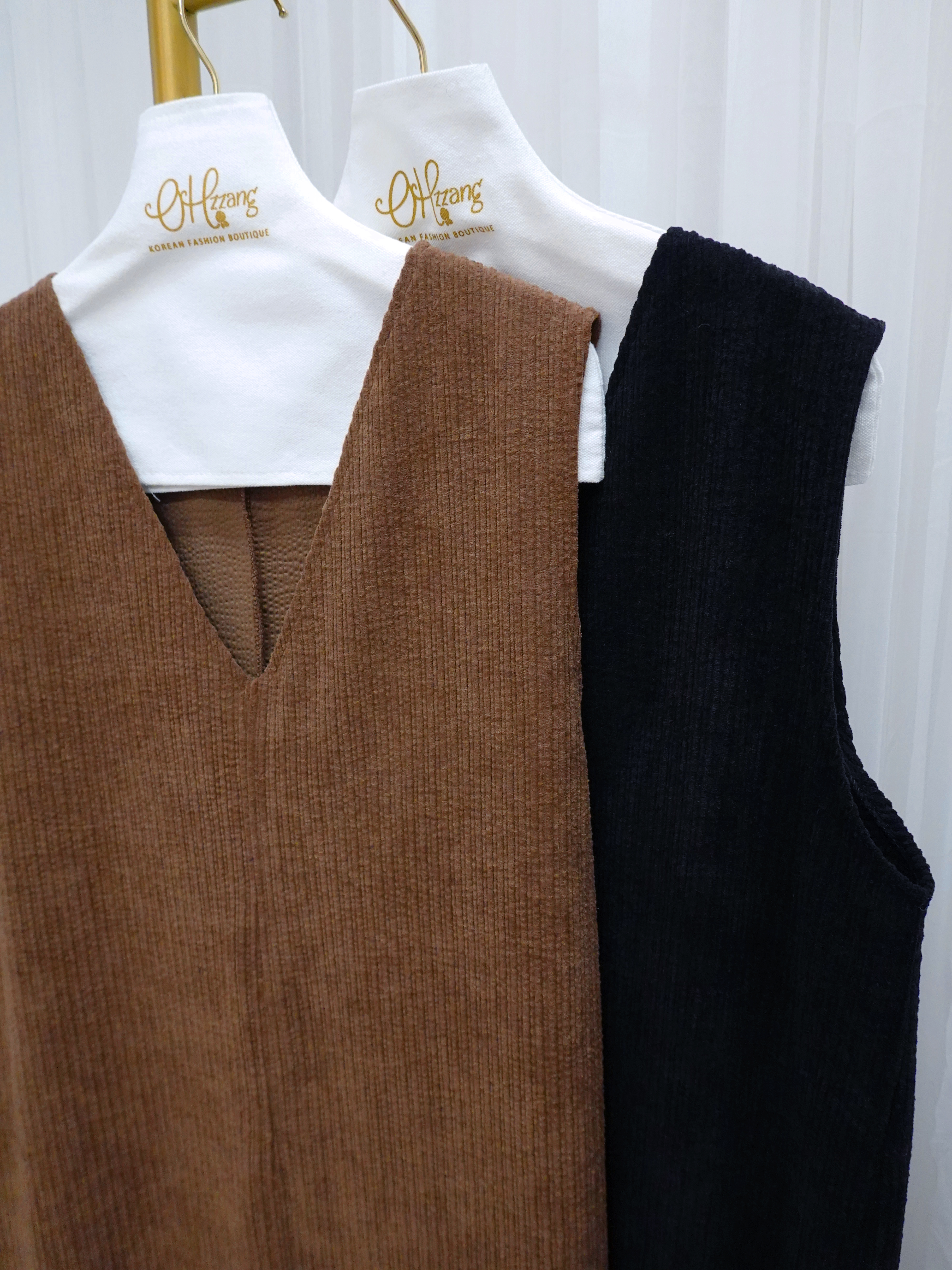 OPS02_11 V領坑紋直身背心OPS (2色)