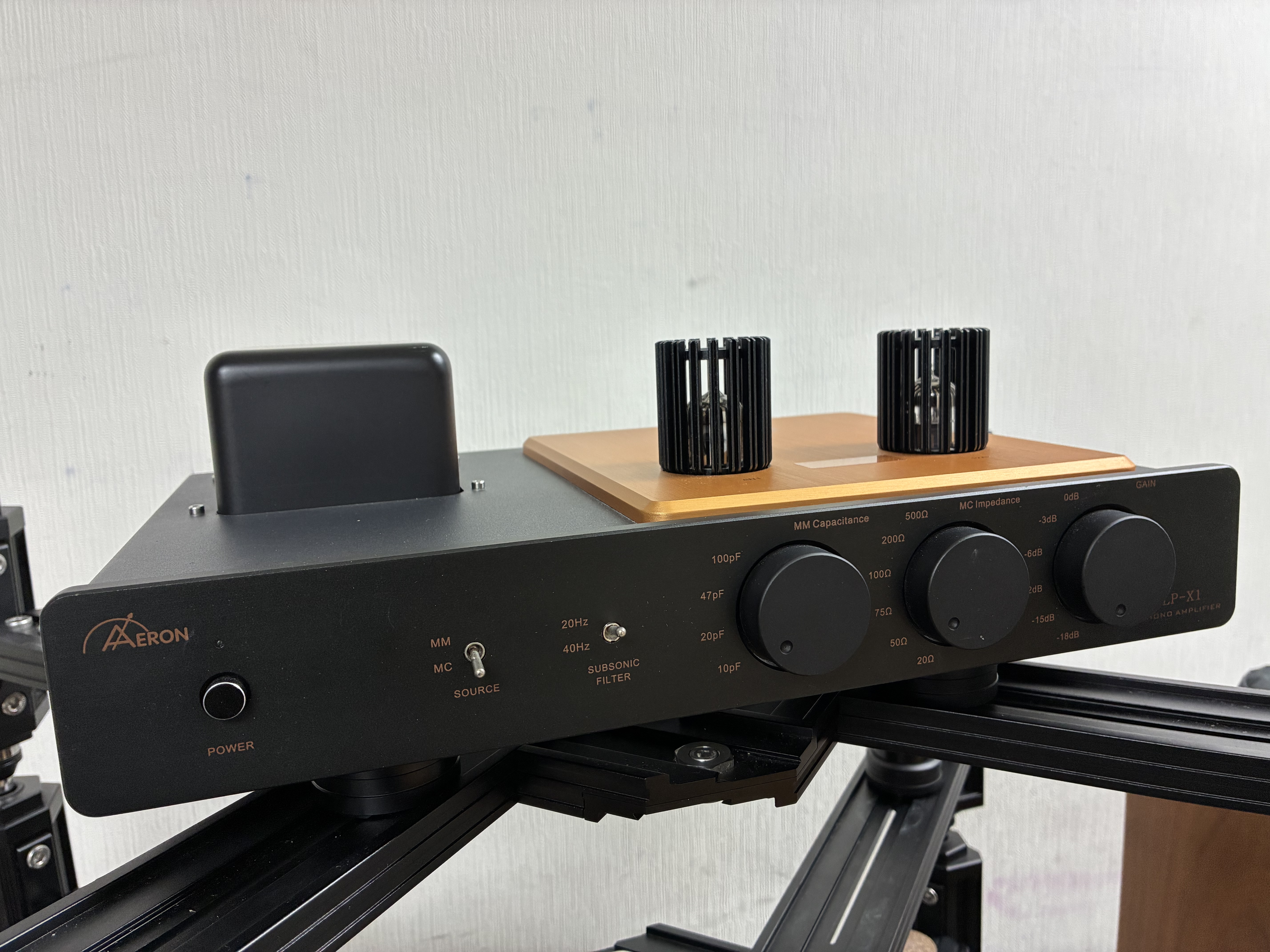 Aeron LP-X1 Phono Amplifier (MM/MC)(使用品）