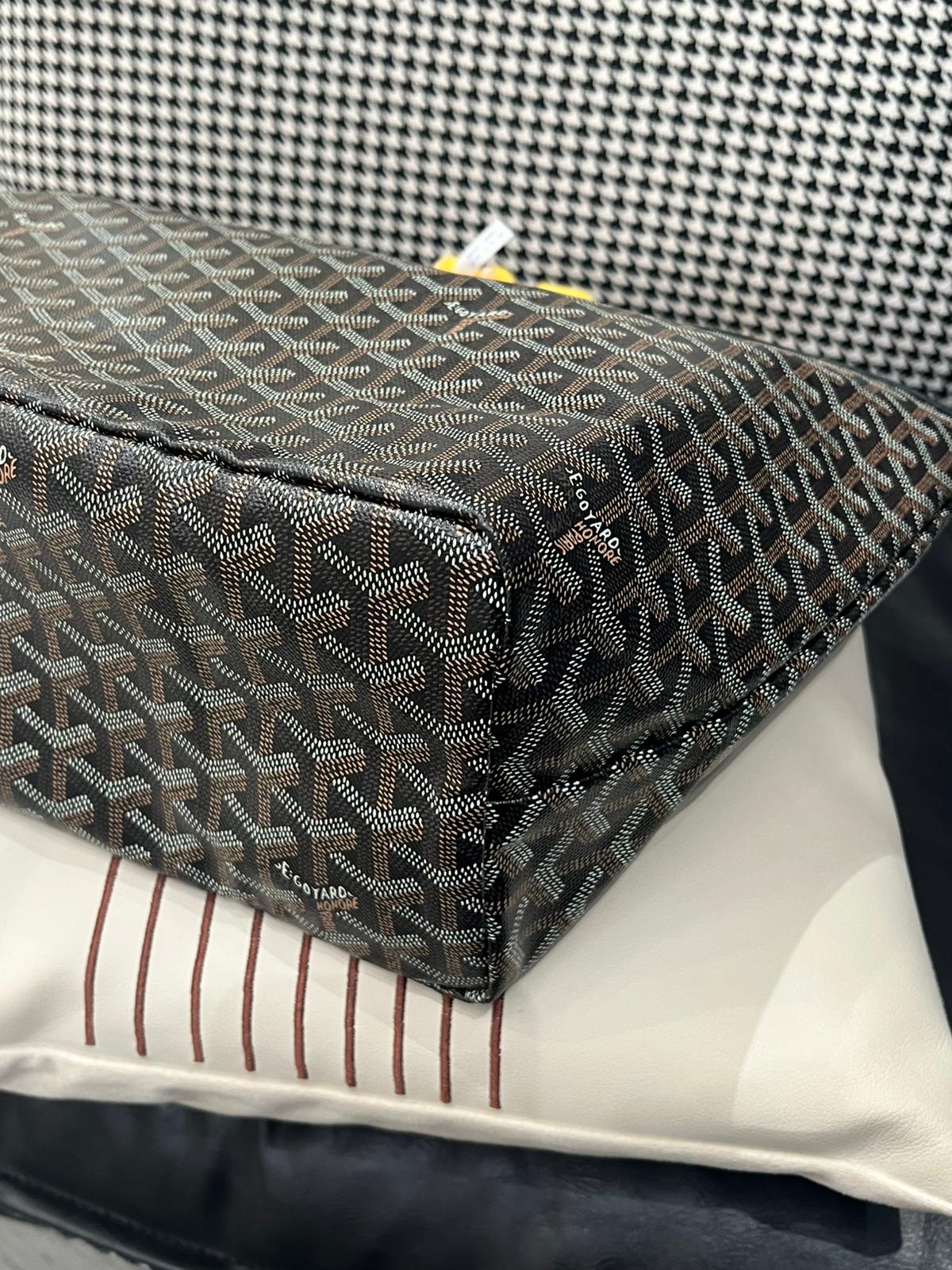Goyard saint Louis pm Noir 100%Authentic,98%new ✅Pouch✅dust bag 