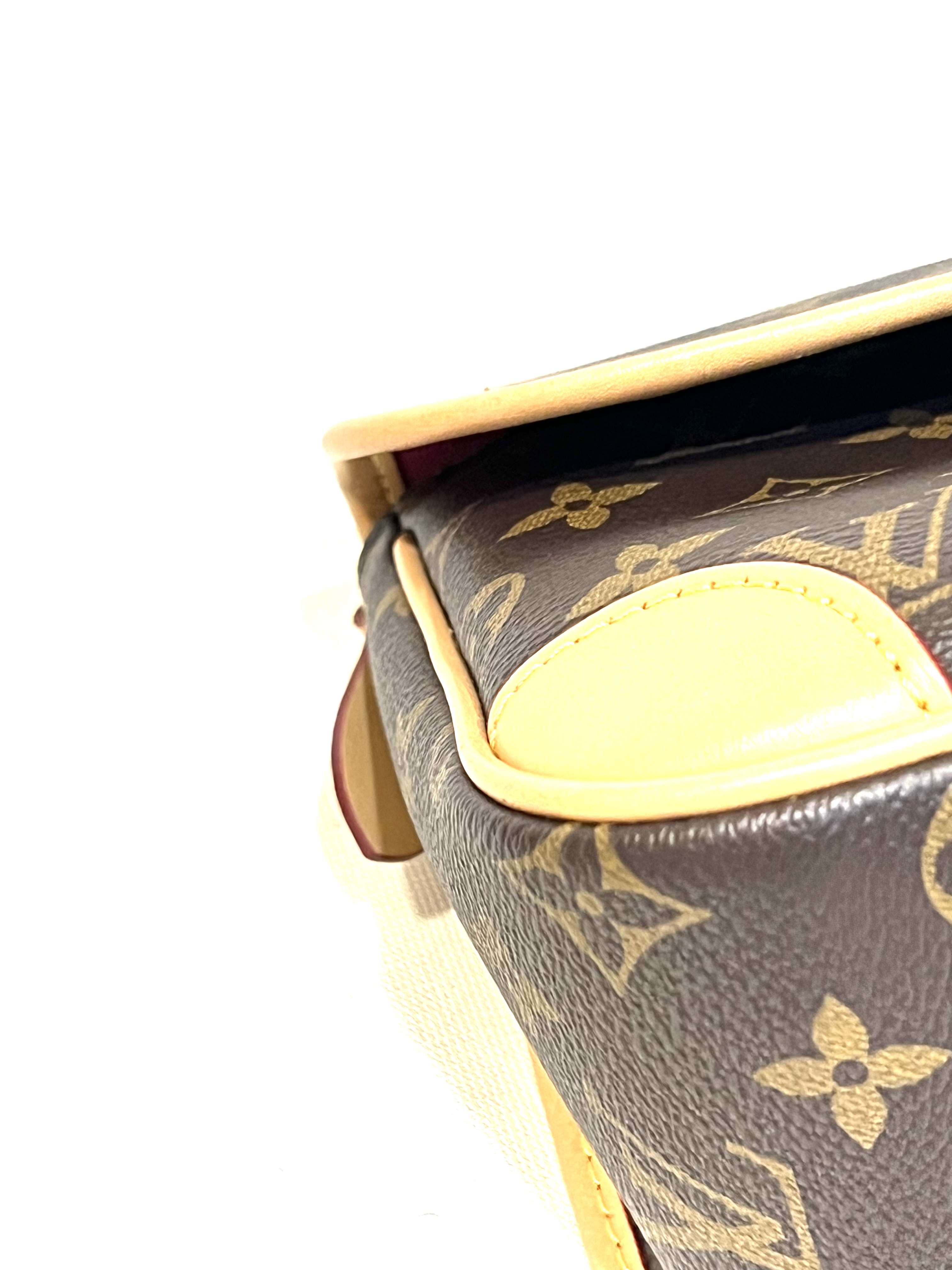 Pre-Owned Louis Vuitton Diane / Product Code: 26041120