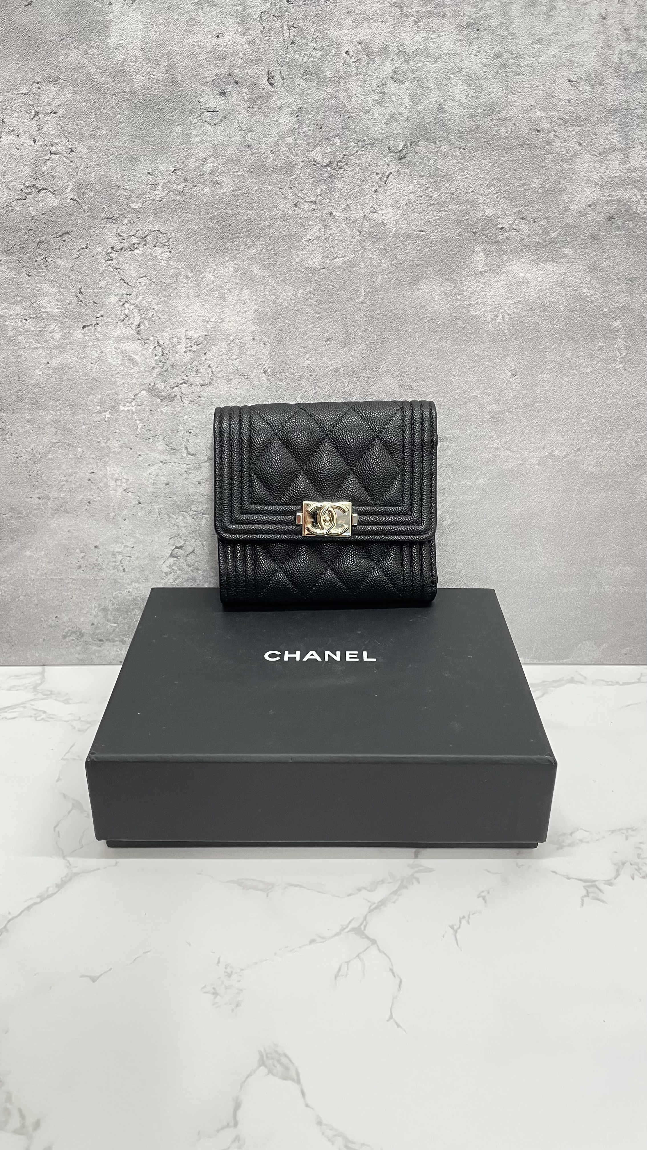 Pre-owned Chanel boy wallet black