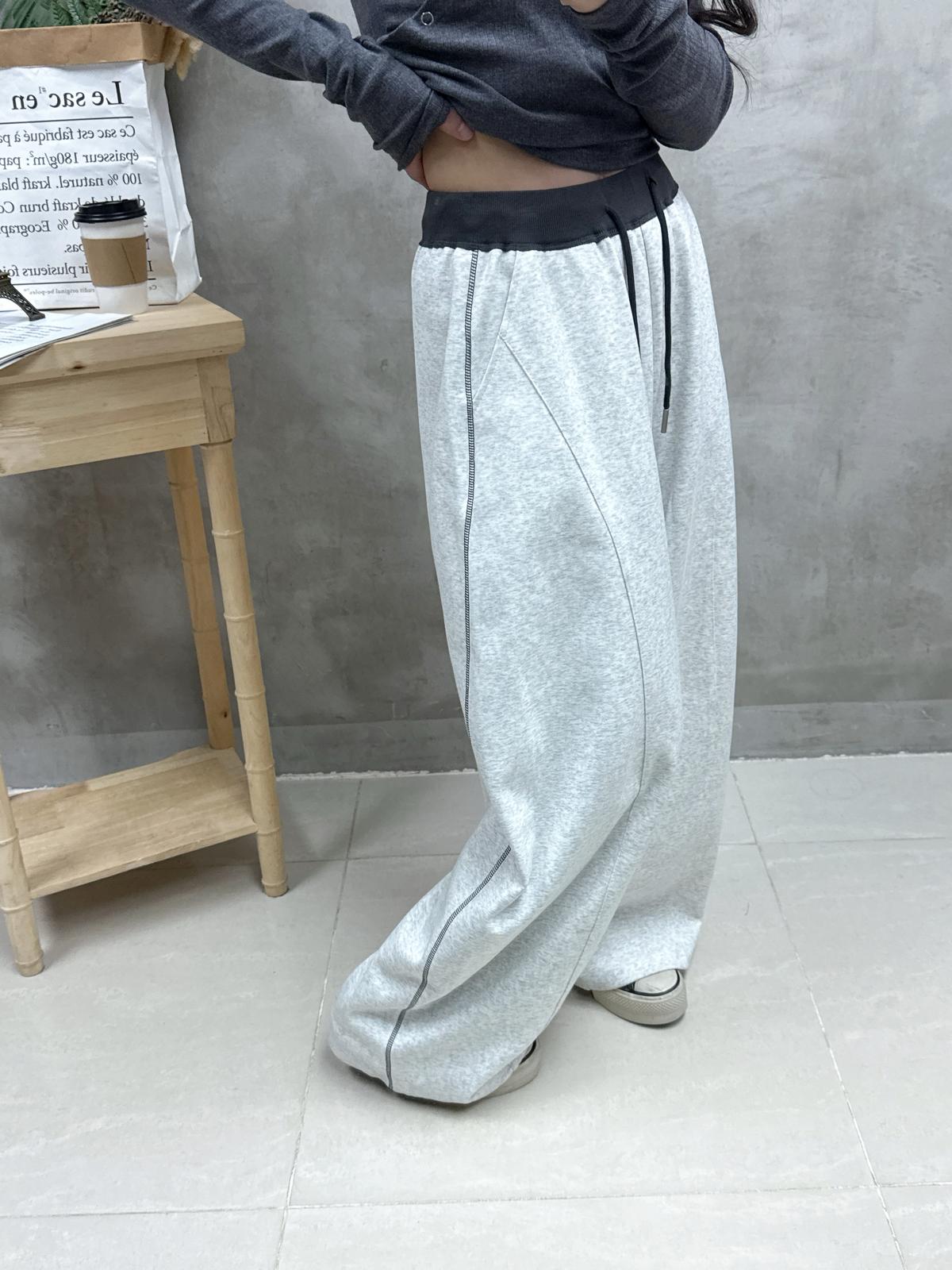 C01 啪鈕暗紋有帽Top