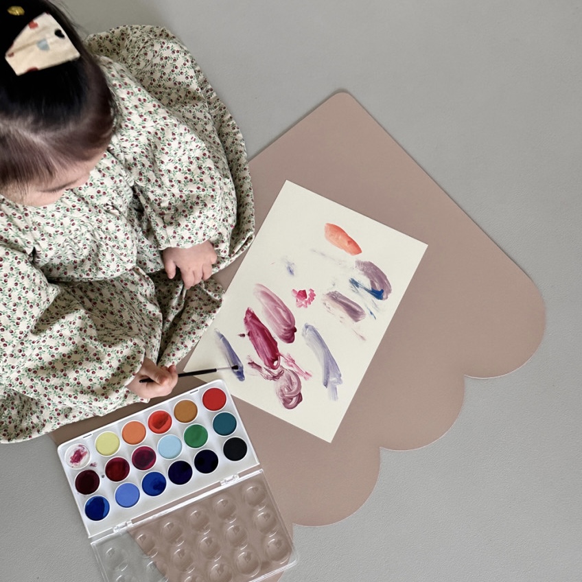 Table play mat
