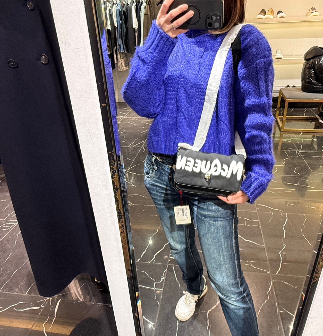 香港現貨-Alexander McQueen Graffiti Logo Skull Bag